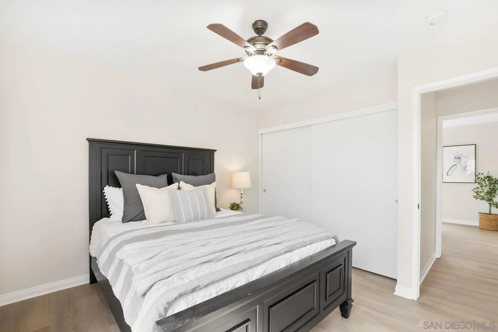 https://cdn.realtyfeed.com/cdn/127/250037361/78f97b388a6b75a5ea106b5d00cc81c3.webp