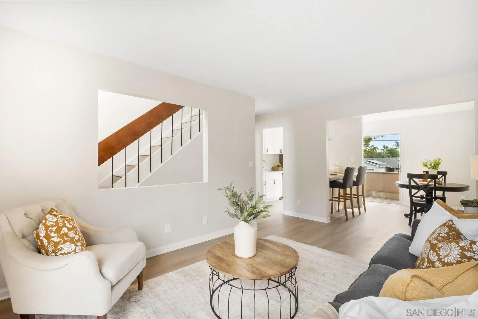 https://cdn.realtyfeed.com/cdn/127/250037361/b0a0abb67b3ec80274d404ea25ba02df.webp