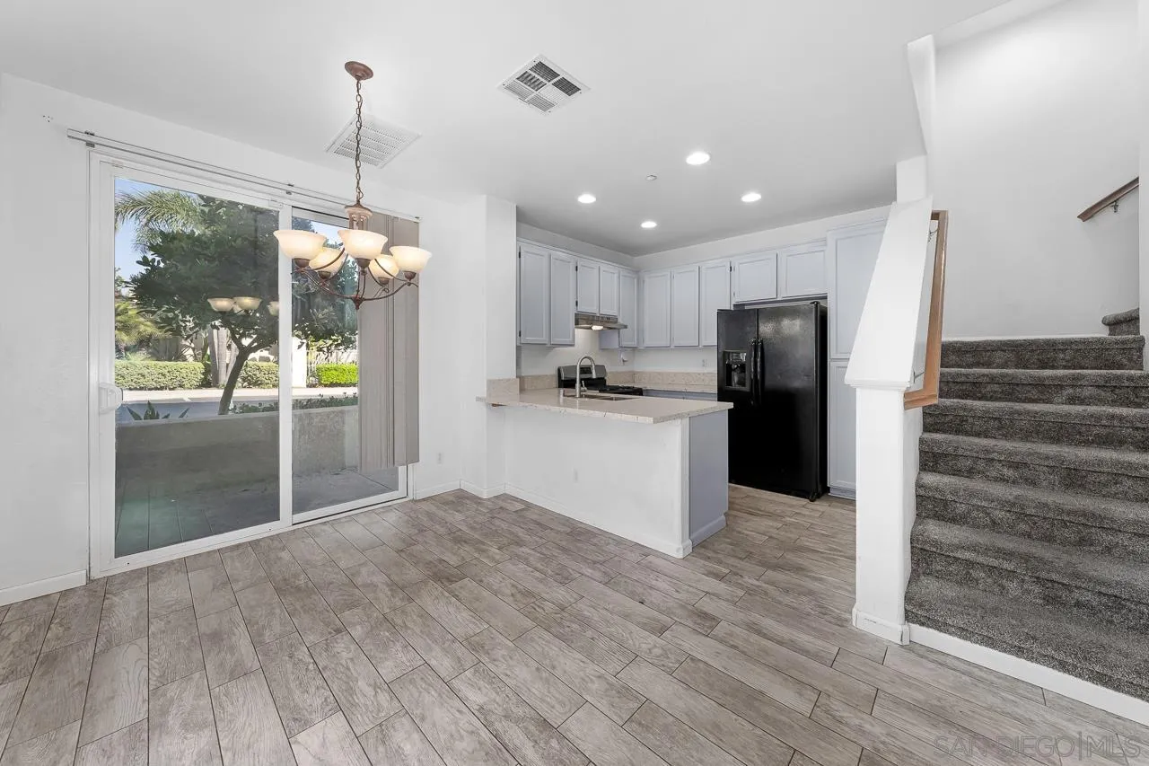 https://cdn.realtyfeed.com/cdn/127/250037364/0f791d27d26a16cc06d1022b38d9053c.webp