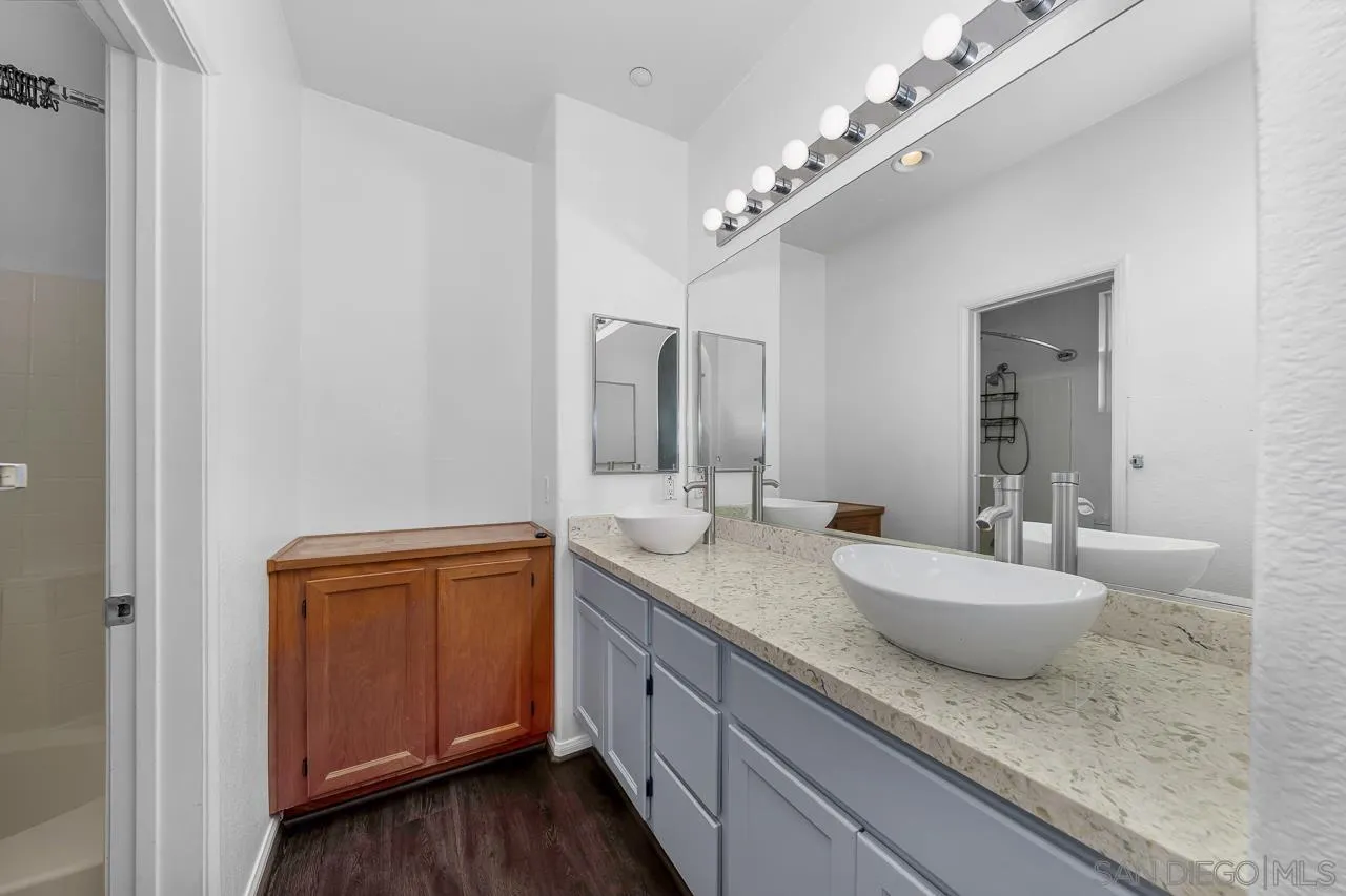 https://cdn.realtyfeed.com/cdn/127/250037364/1ebccedf903016194c4b6d459373c27e.webp