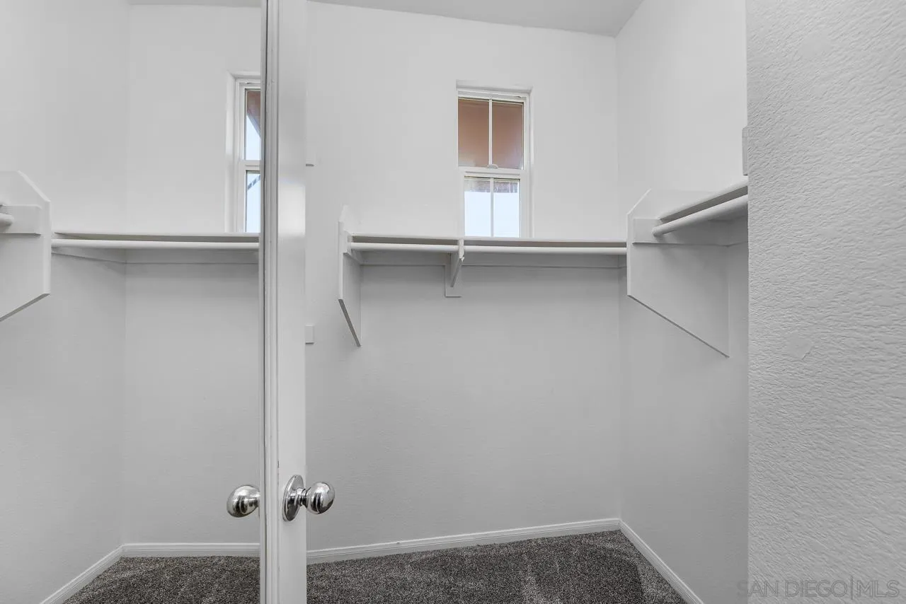 https://cdn.realtyfeed.com/cdn/127/250037364/788068ee69a464a8c811b78310c3f957.webp