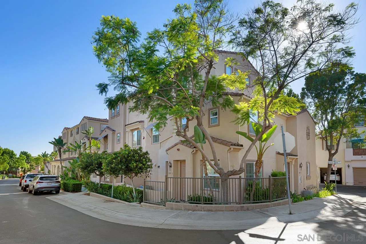 https://cdn.realtyfeed.com/cdn/127/250037364/aa93145009c60946c1aa77d66970b4fb.webp