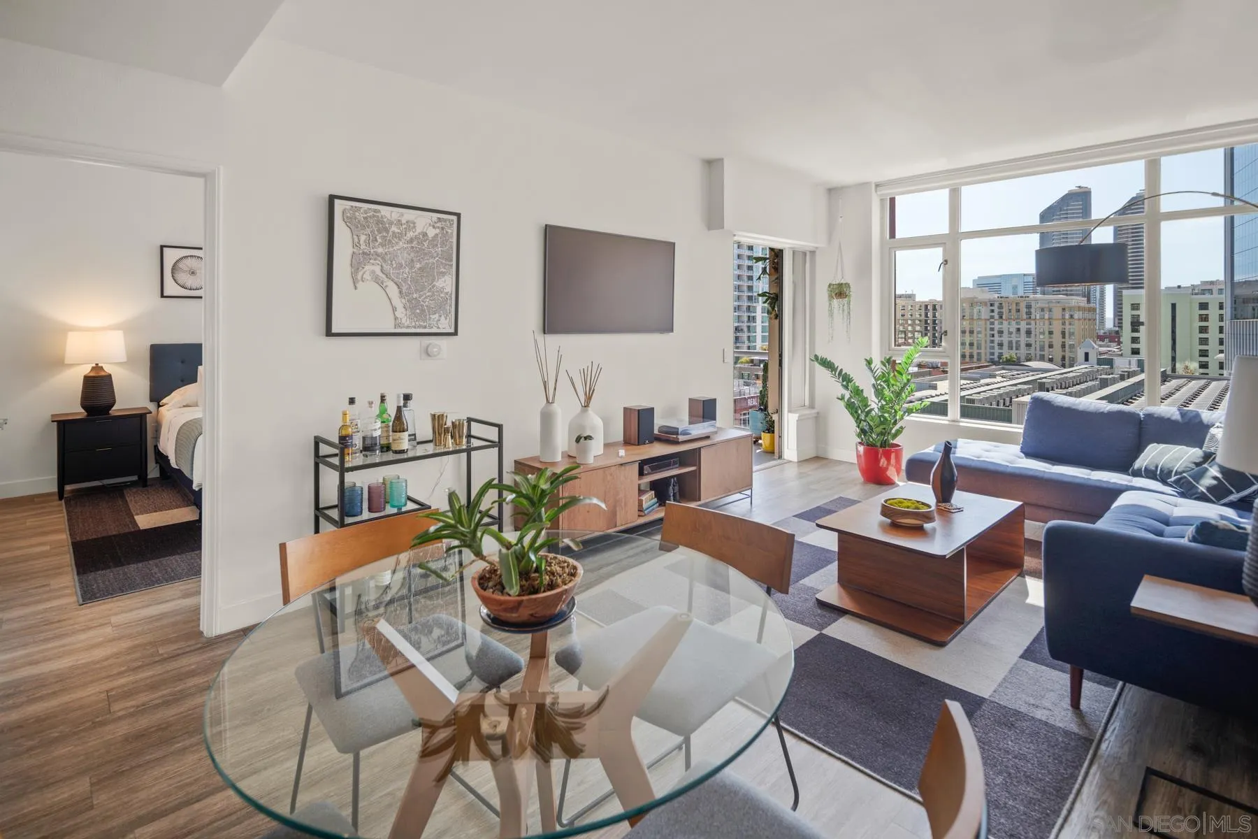 https://cdn.realtyfeed.com/cdn/127/250037367/994eea92a46e7c835e178aaf4d908521.webp