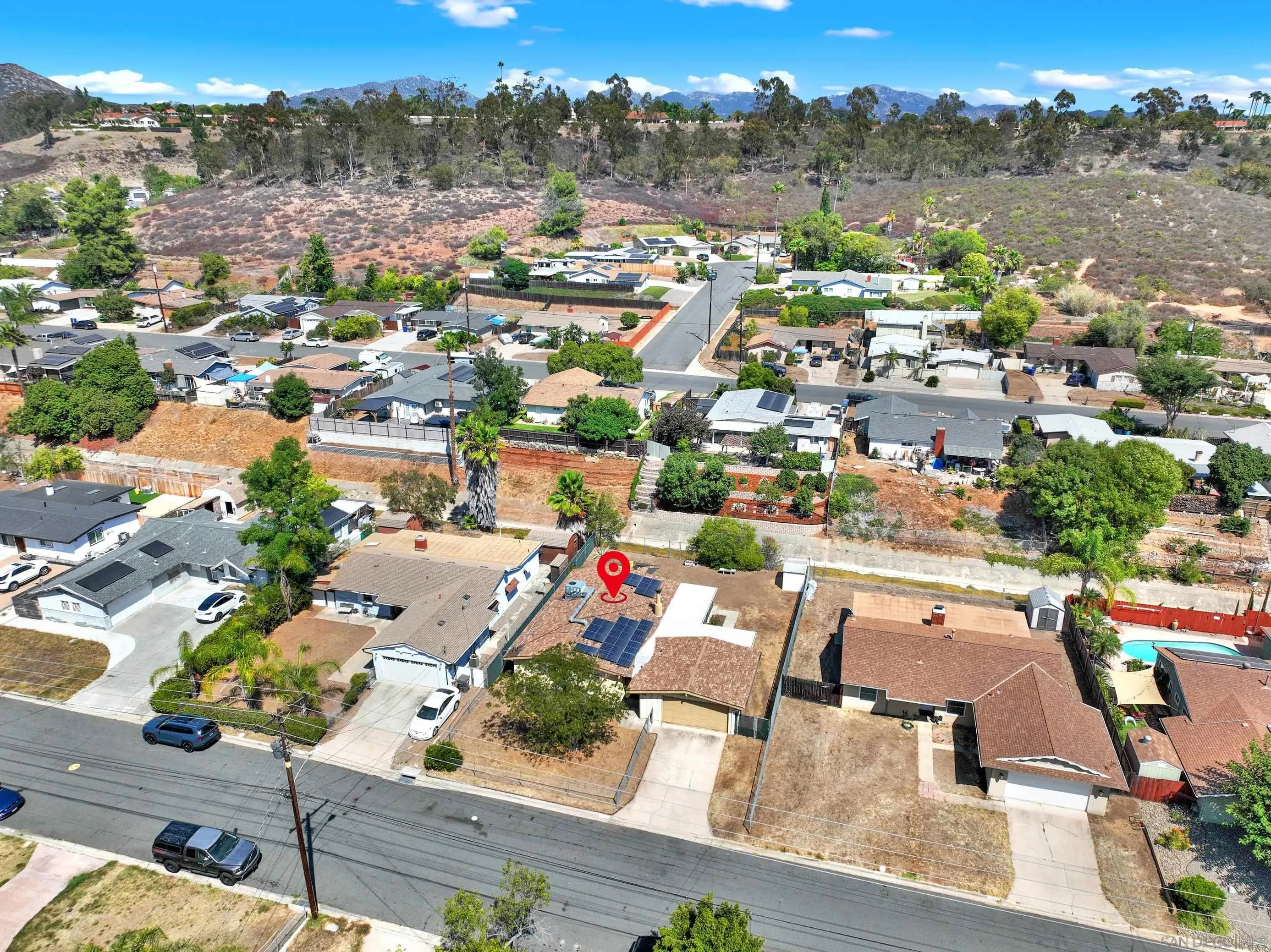 https://cdn.realtyfeed.com/cdn/127/250037369/933dcc6cd115ee187b8ce85028c26148.webp