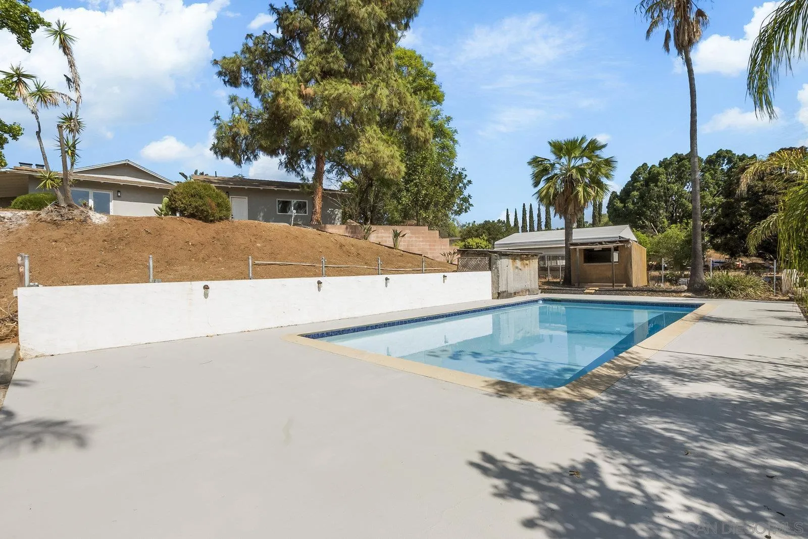 https://cdn.realtyfeed.com/cdn/127/250037371/db64023c6fb1c2b541f8dcd4bc65ca0b.webp
