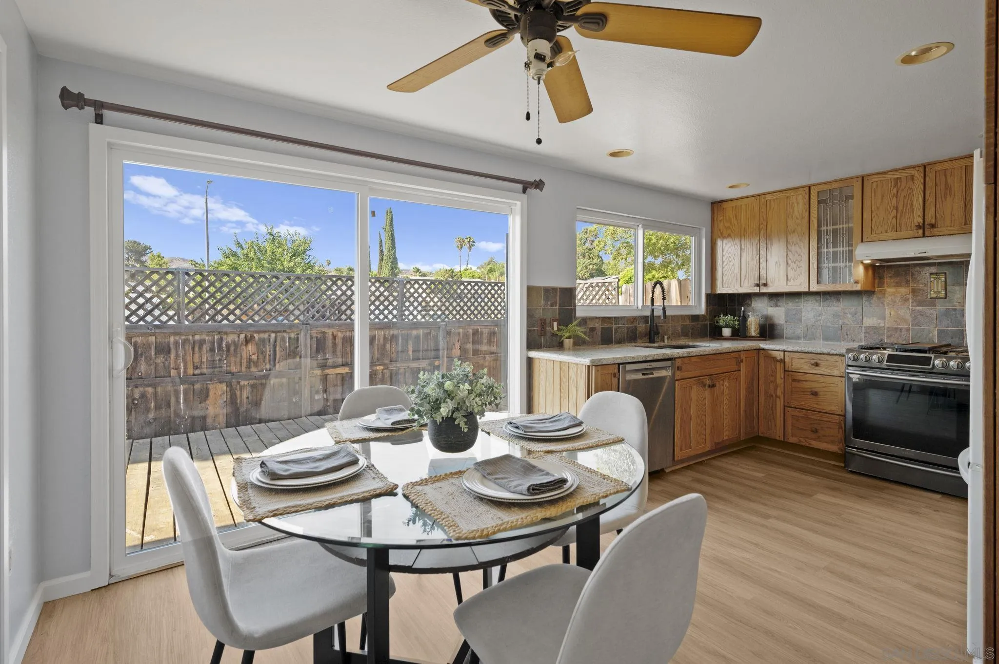 https://cdn.realtyfeed.com/cdn/127/250037375/a4ef158649717cbac8bb9c138c2e08aa.webp