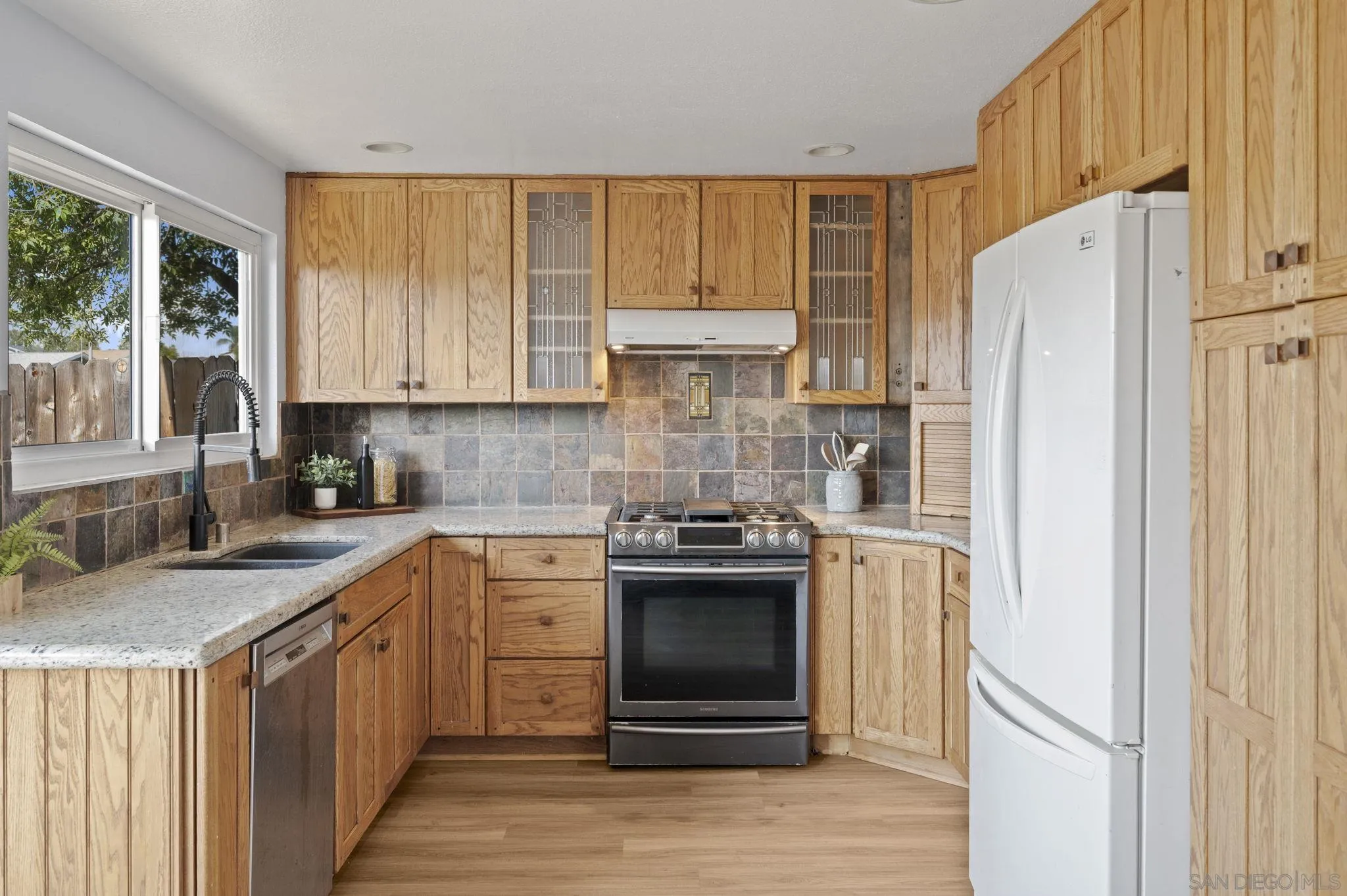https://cdn.realtyfeed.com/cdn/127/250037375/b1e9c94527550823033126cd2599de11.webp