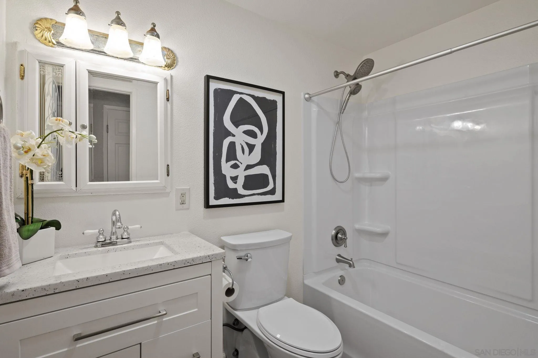 https://cdn.realtyfeed.com/cdn/127/250037375/c1d47b83c80bb777cc1247a13c8dcec7.webp