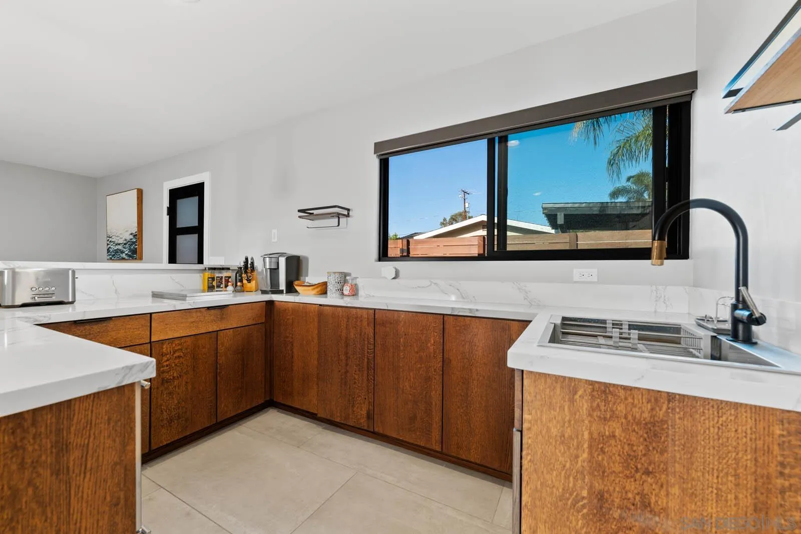 https://cdn.realtyfeed.com/cdn/127/250037376/1dcf69bc9c2a36b83f13fe6c5f7ff02f.webp