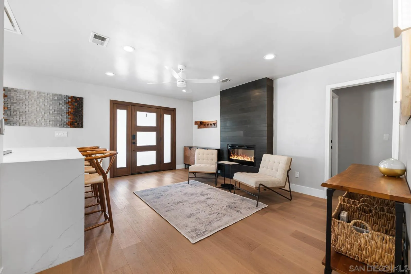 https://cdn.realtyfeed.com/cdn/127/250037376/38c0ab134c02f88cb3b788a599caaa68.webp