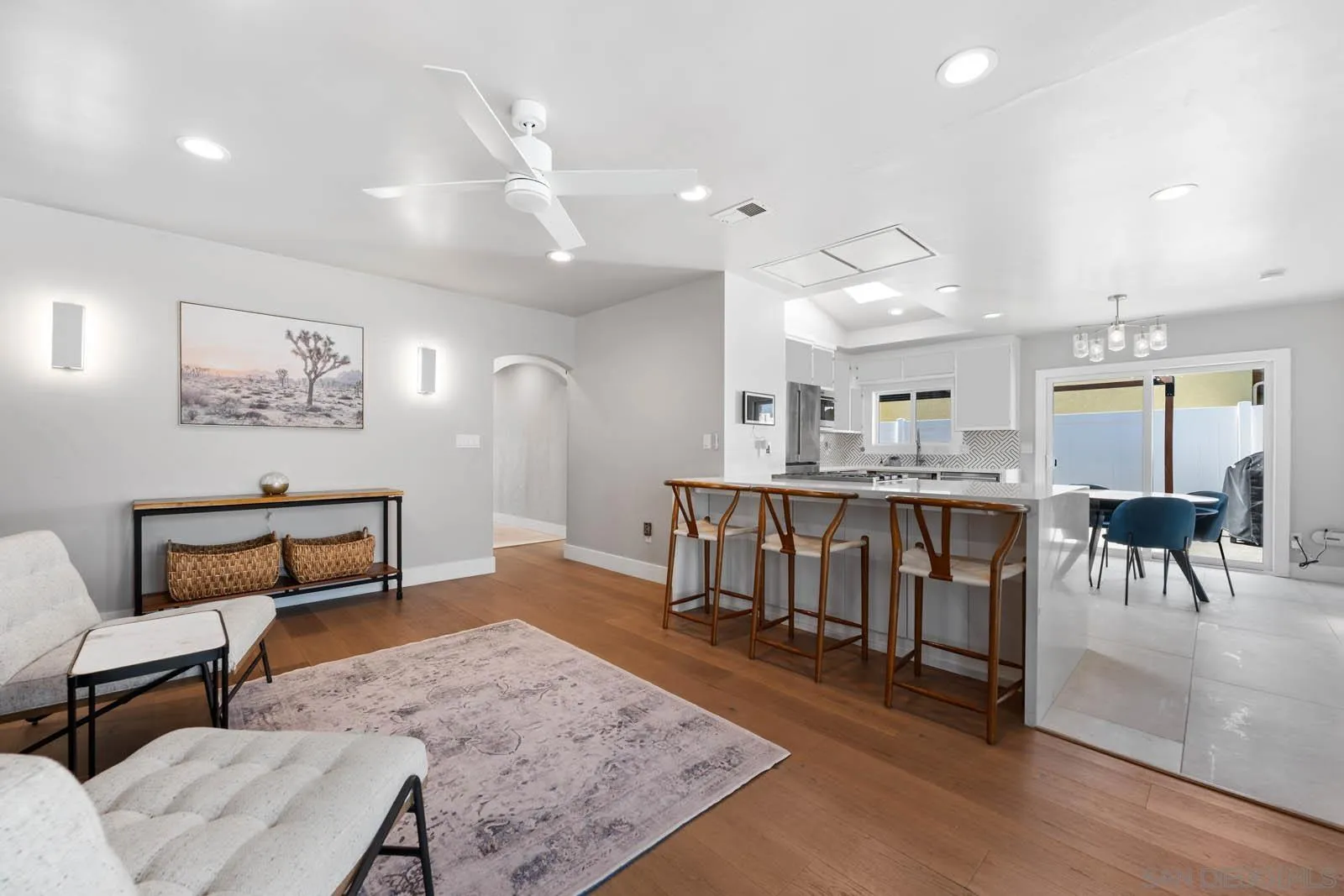 https://cdn.realtyfeed.com/cdn/127/250037376/69bd8f3967dba6f15e21a6e0952df1be.webp