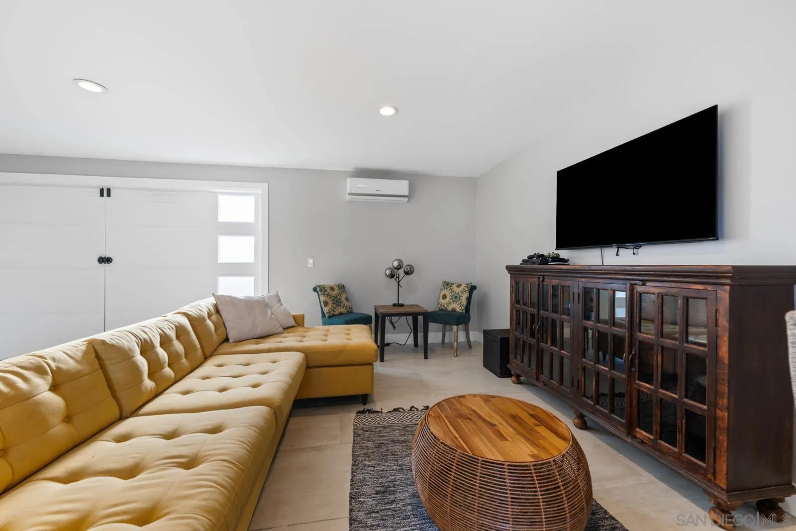 https://cdn.realtyfeed.com/cdn/127/250037376/69d68393810ba9dbb6267da5f68c7a02.webp