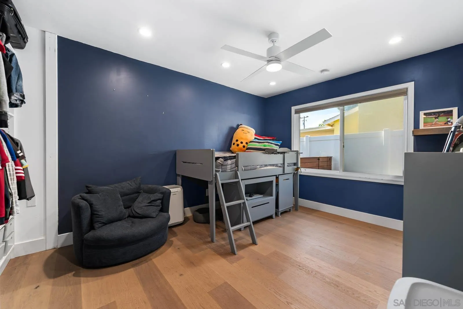 https://cdn.realtyfeed.com/cdn/127/250037376/f7b1bf87ded22cfa2526b6476c810789.webp