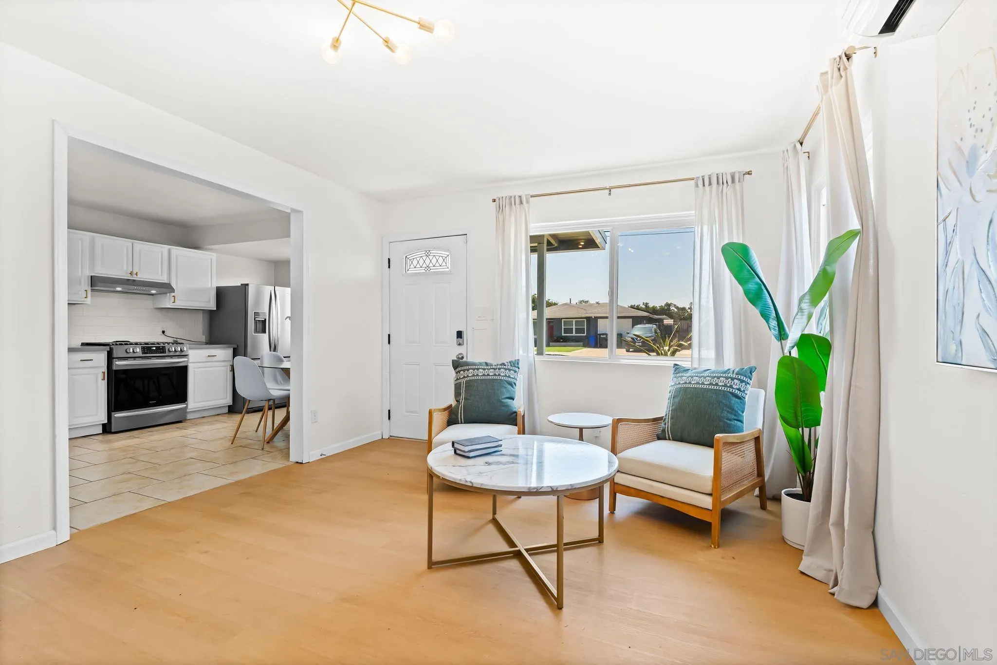 https://cdn.realtyfeed.com/cdn/127/250037377/0d20365812039281389c7d19343e14aa.webp