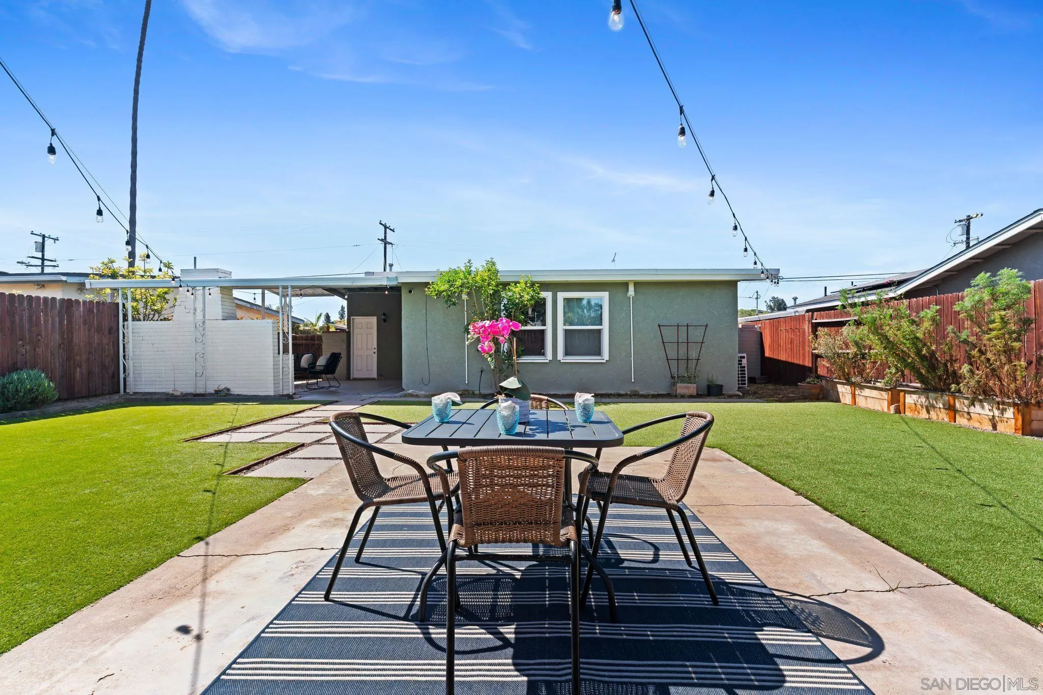 https://cdn.realtyfeed.com/cdn/127/250037377/6f0eb965b8107a8374c0926f824da76d.webp