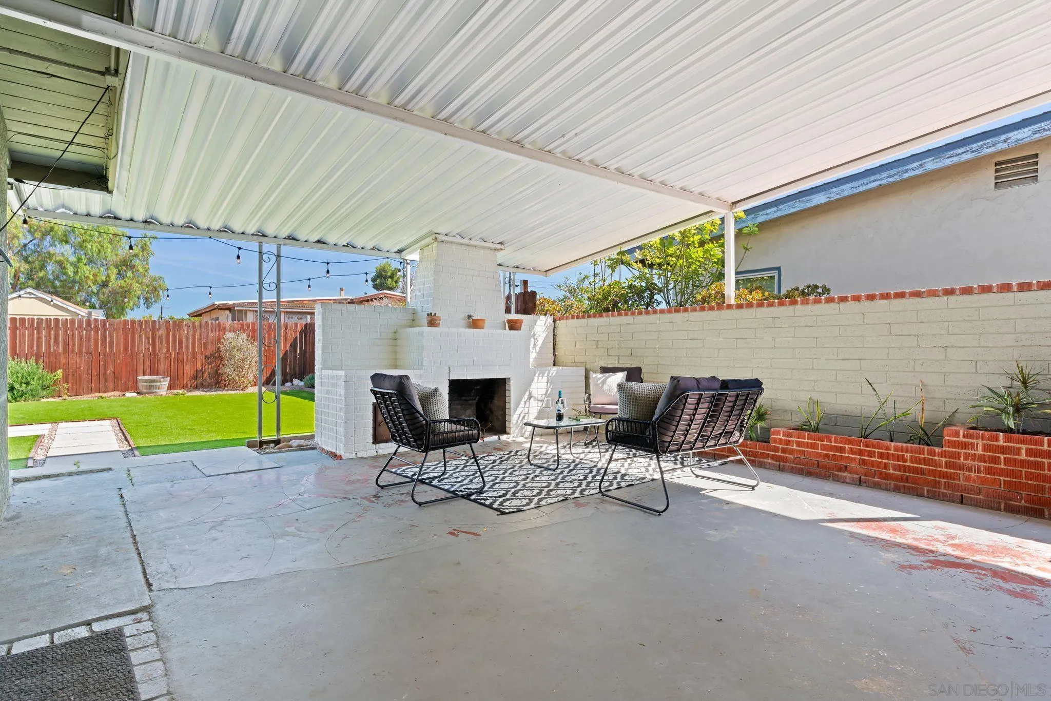 https://cdn.realtyfeed.com/cdn/127/250037377/7111e8eb58294819cad3e5b9d65d61e4.webp