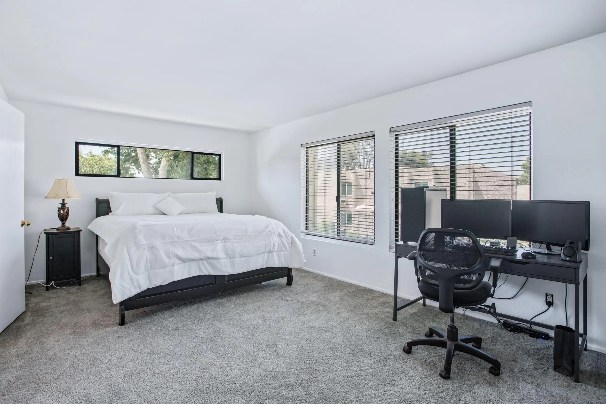 https://cdn.realtyfeed.com/cdn/127/250037378/fc283416cdf4f164841a29d62cd569c3.webp