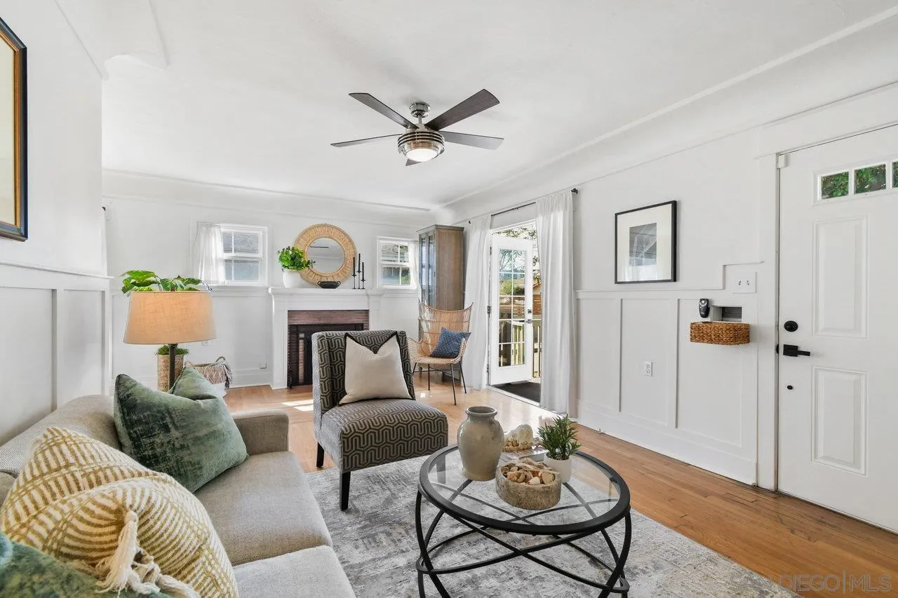 https://cdn.realtyfeed.com/cdn/127/250037381/539b0f7bcf303ad28d105161bd54d239.webp