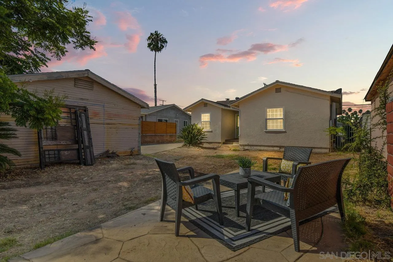 https://cdn.realtyfeed.com/cdn/127/250037381/acd367c99c1ff975c67179c247398c14.webp