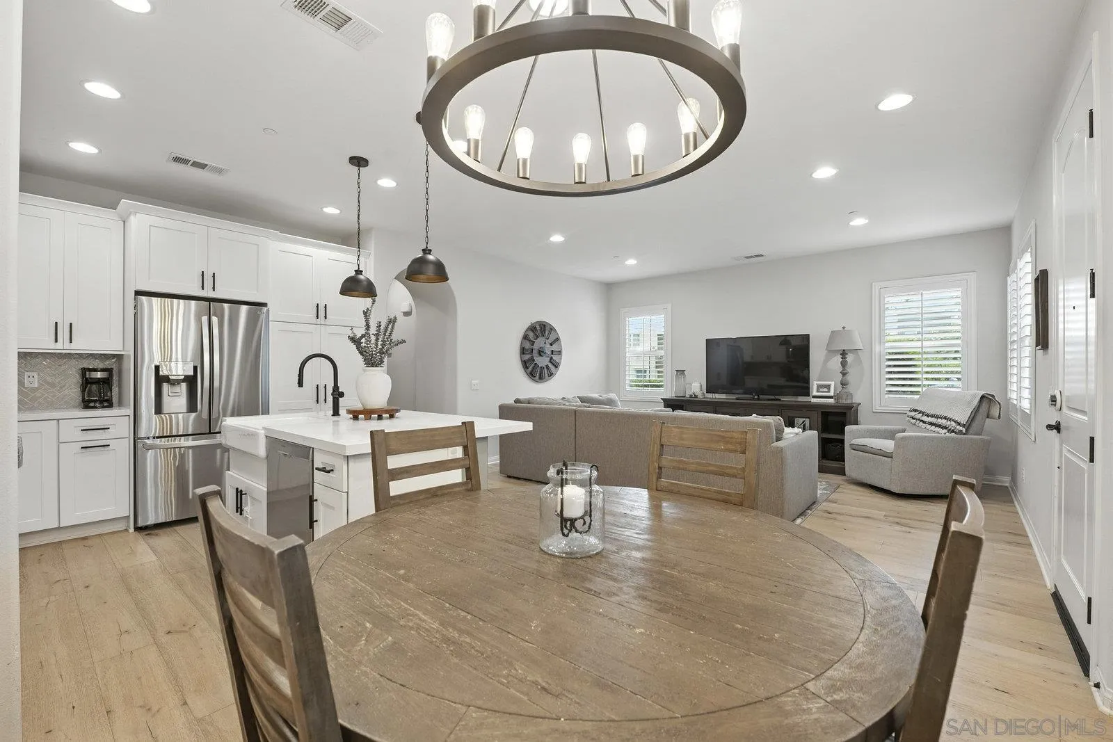 Photo #13: 250037382 Listing: Photo #13