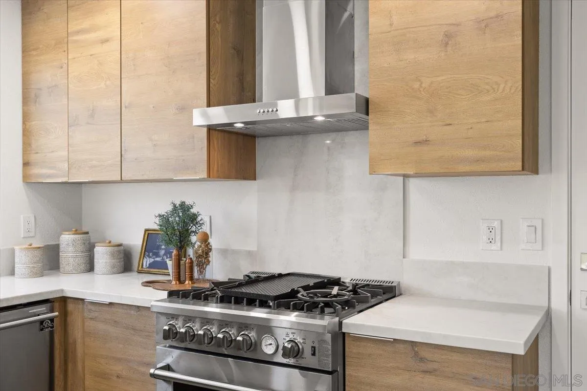 https://cdn.realtyfeed.com/cdn/127/250037383/83735dd8e41d2729d2be1135557b7c7a.webp