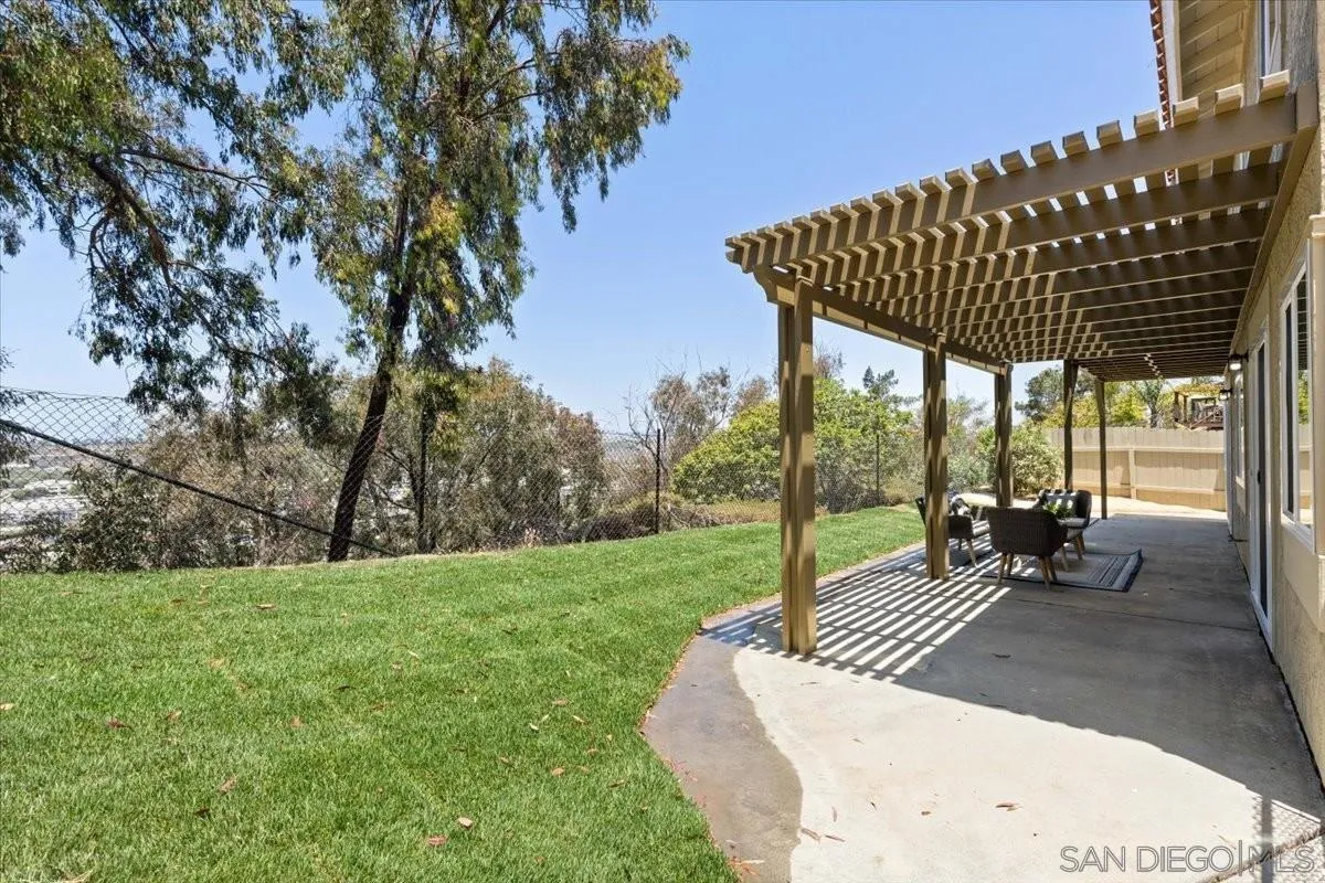 https://cdn.realtyfeed.com/cdn/127/250037383/e8ba9bfa351543e00d0ec69142a57b01.webp