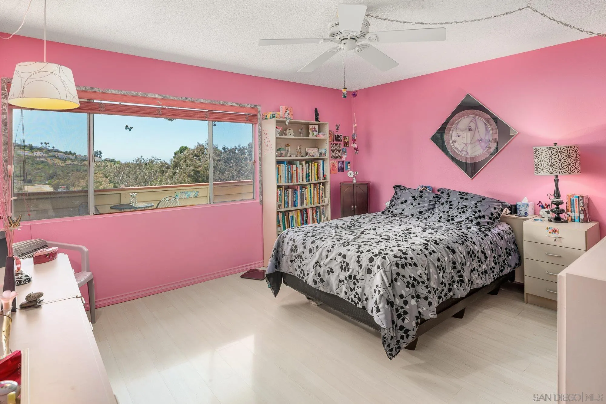 https://cdn.realtyfeed.com/cdn/127/250037387/0cc89f72070c97b8bb2250a3e612a101.webp