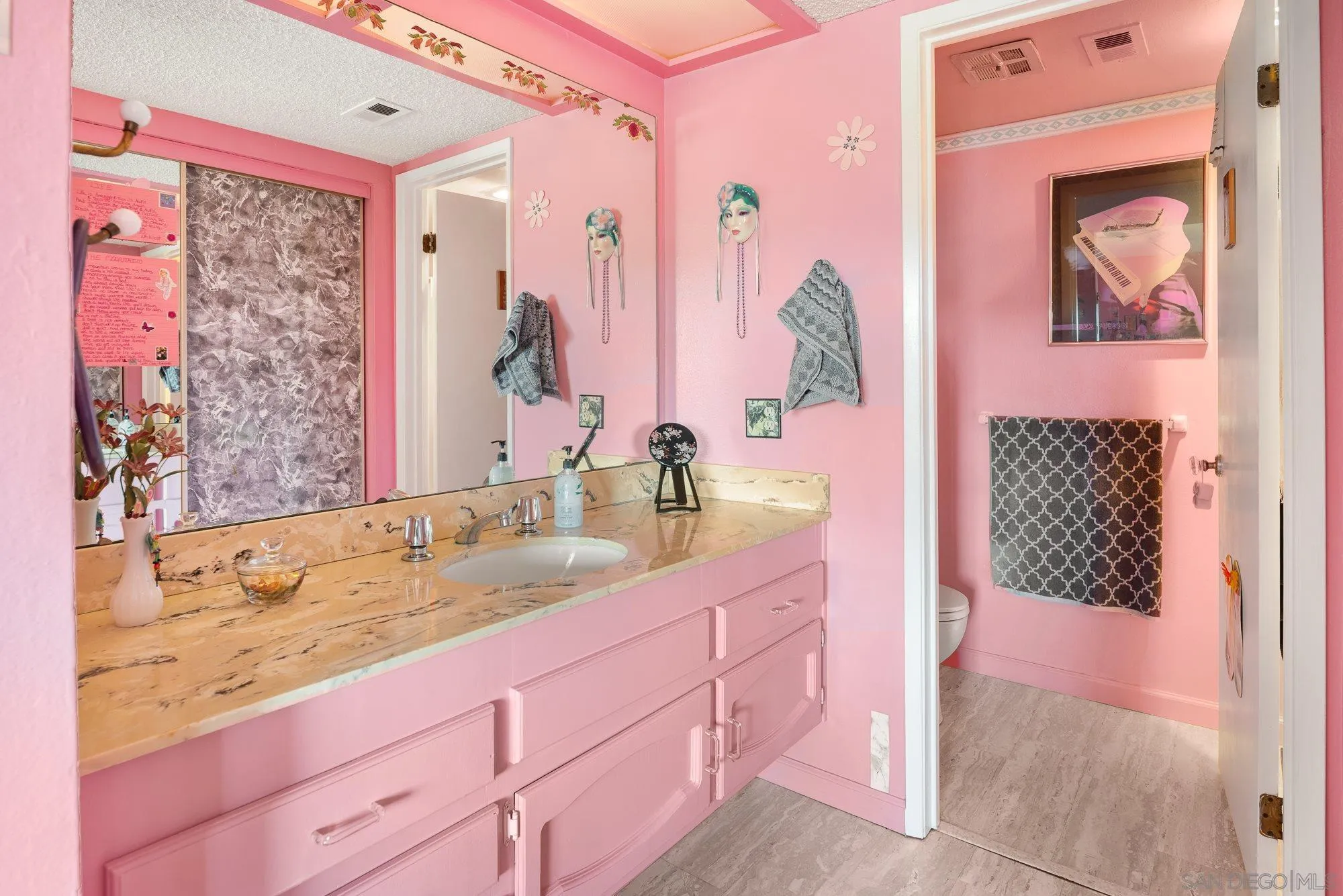 https://cdn.realtyfeed.com/cdn/127/250037387/43fab64c8c470d7d22c55fa86389f5c2.webp