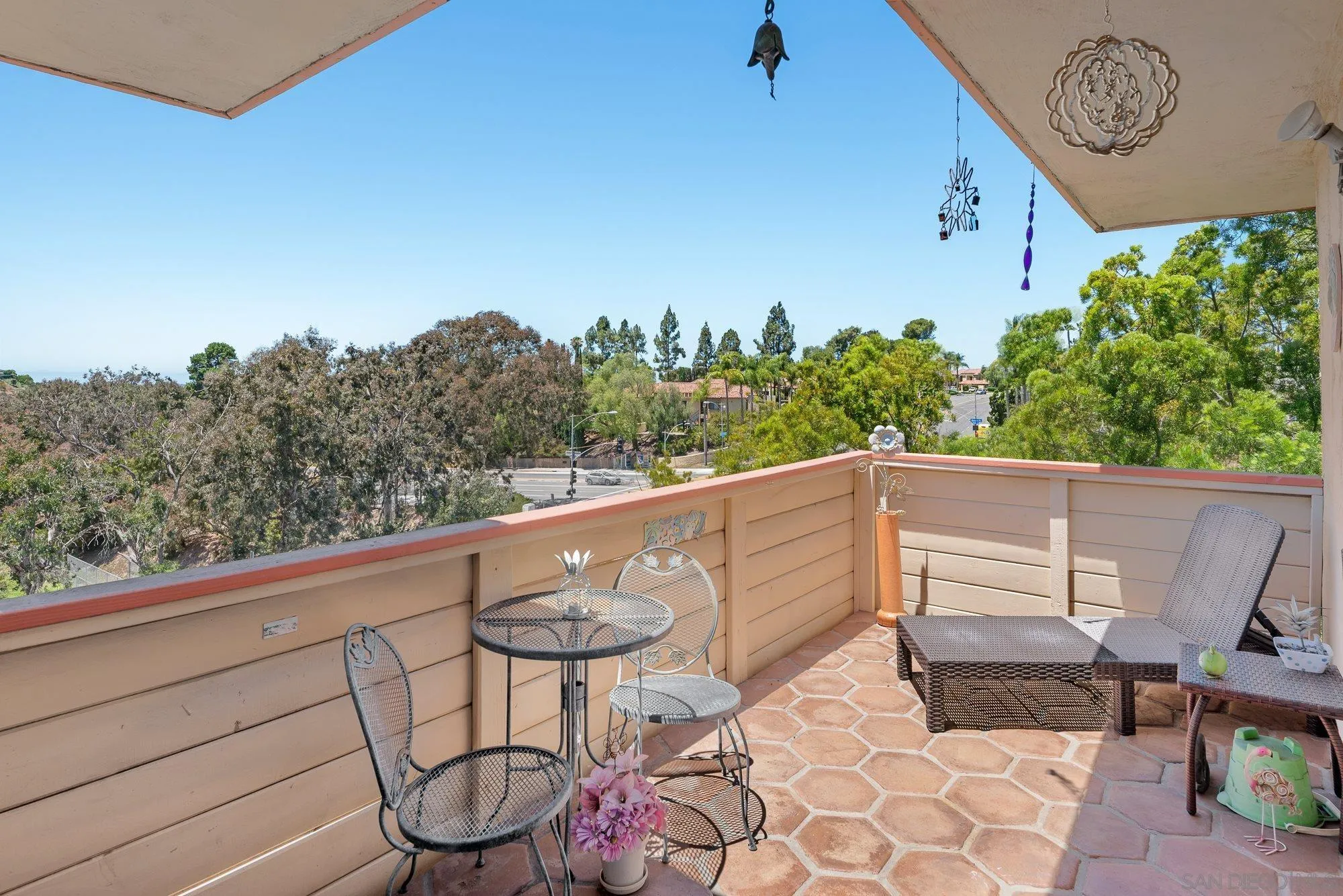 https://cdn.realtyfeed.com/cdn/127/250037387/4bc8c08f906d5df18f7b77c68ffc94c8.webp