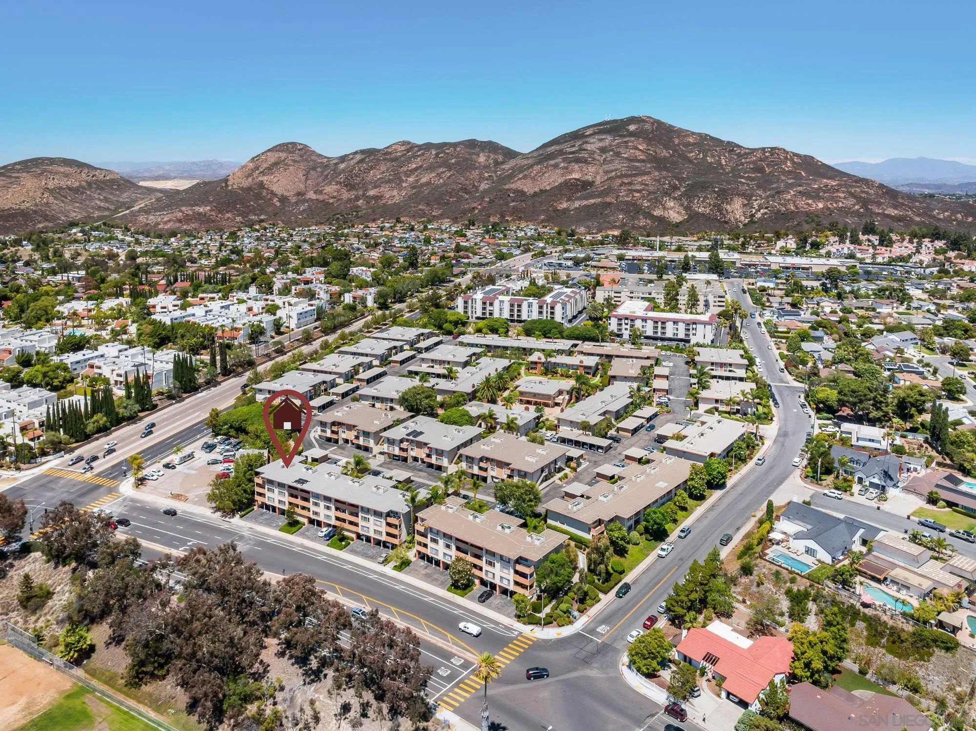 https://cdn.realtyfeed.com/cdn/127/250037387/65cc870c0527b61617e35dcc13709b65.webp