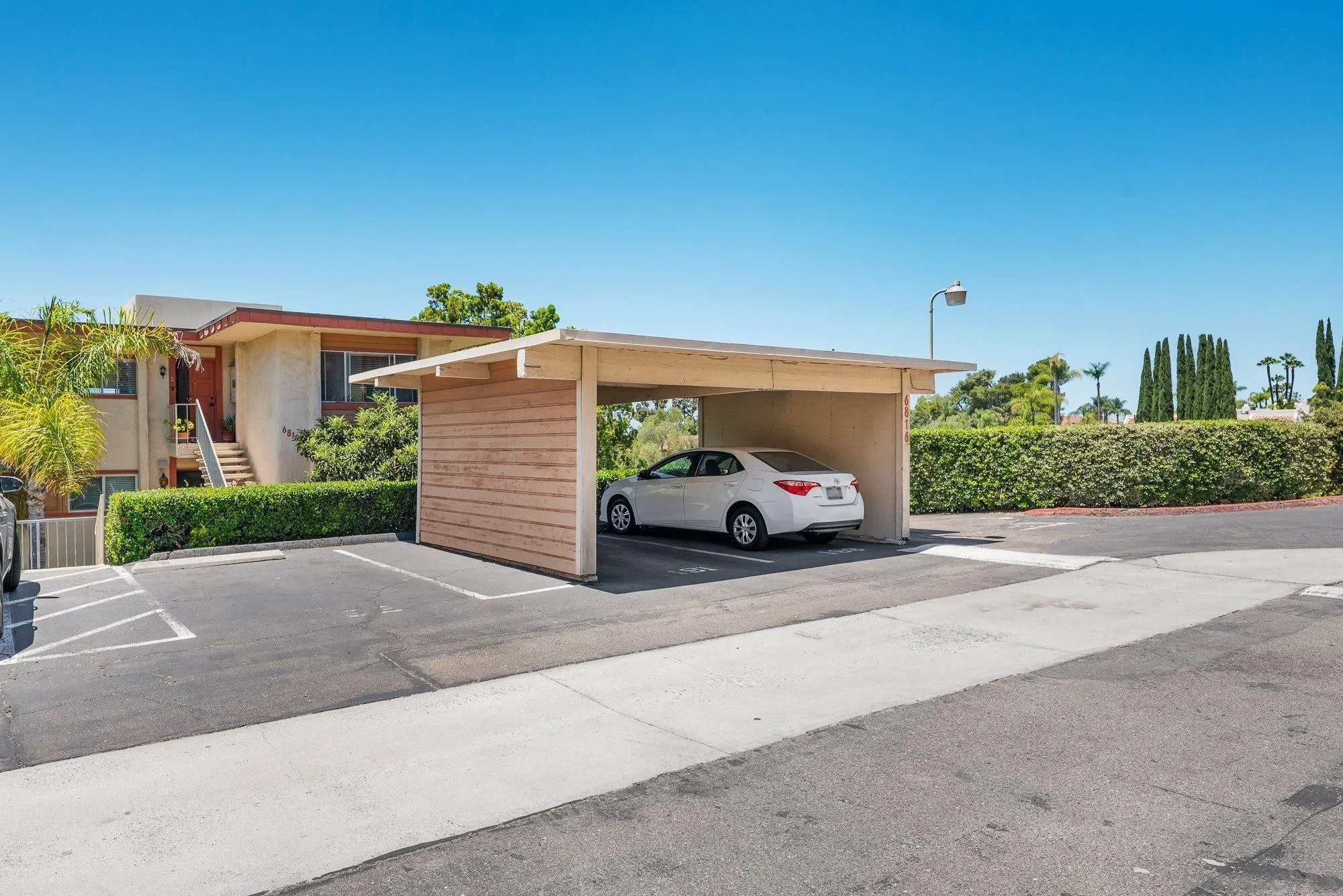 https://cdn.realtyfeed.com/cdn/127/250037387/716434ced4a50a46b0ffd5bcb95b0c0a.webp