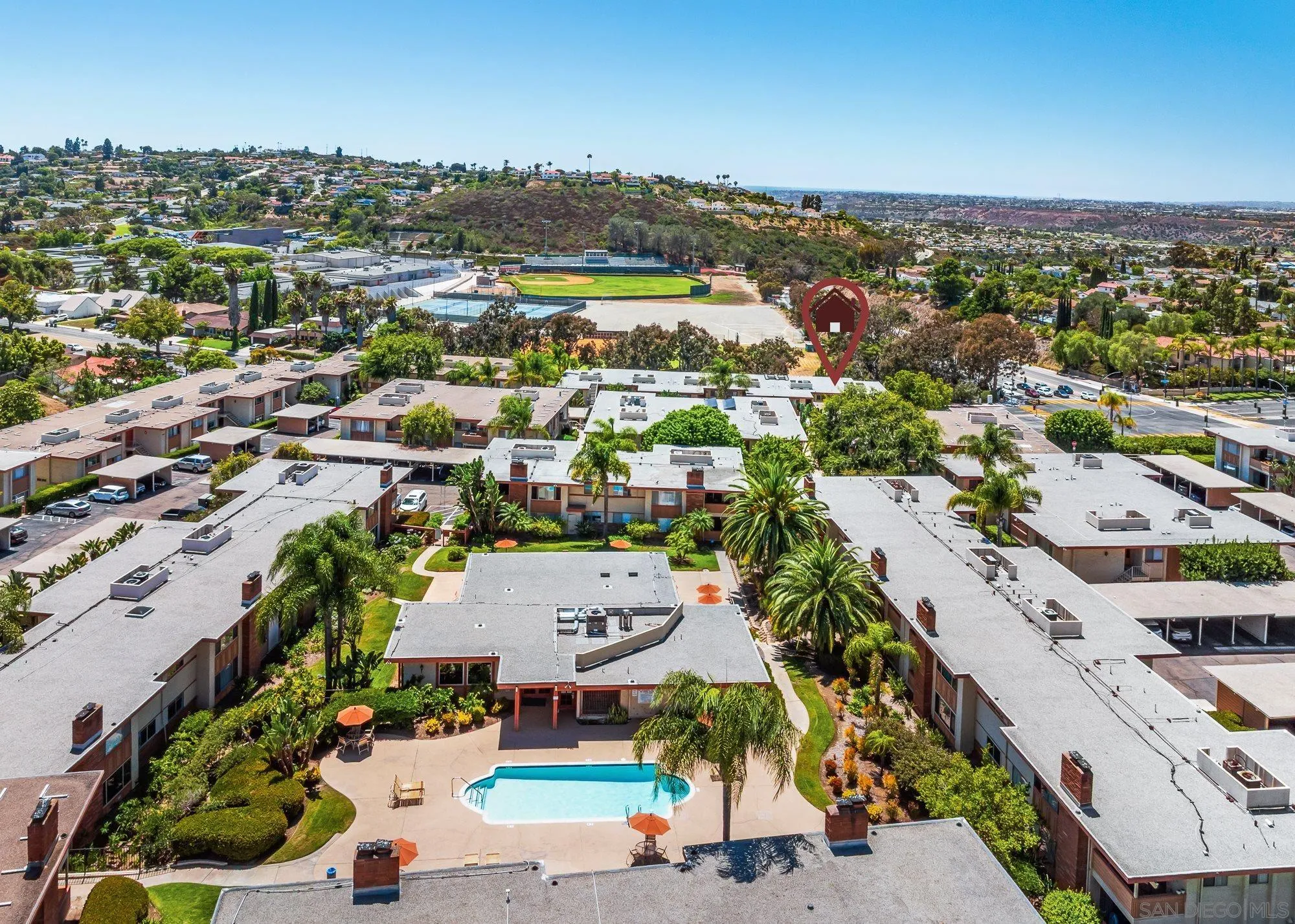 https://cdn.realtyfeed.com/cdn/127/250037387/ca30edc79221977cc007033f7365c97b.webp