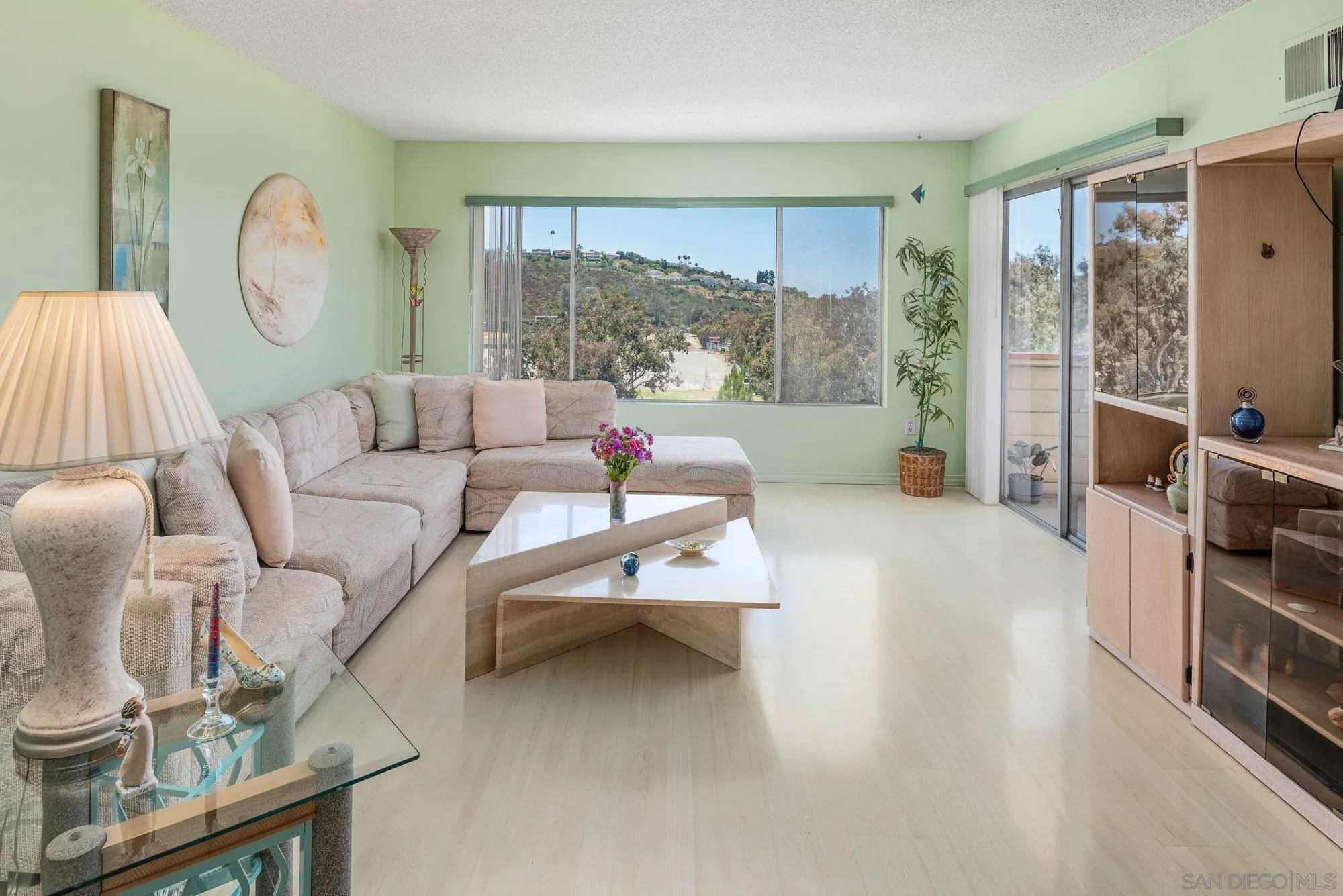 https://cdn.realtyfeed.com/cdn/127/250037387/e67ca61936b3bf951f8d1ee91433b8e7.webp