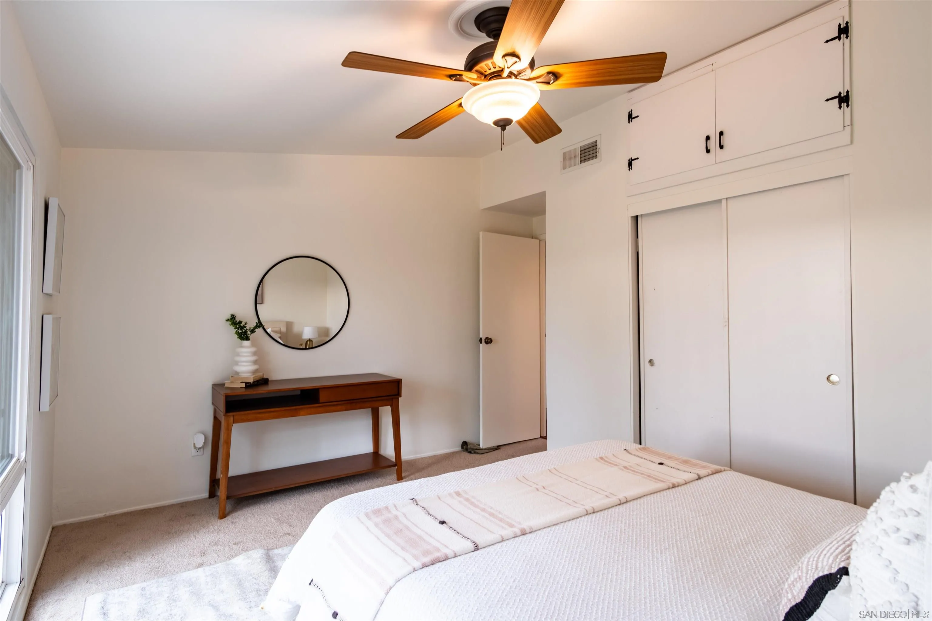 https://cdn.realtyfeed.com/cdn/127/250037392/2dea575968335c35977dbaa9cdb9dc35.webp