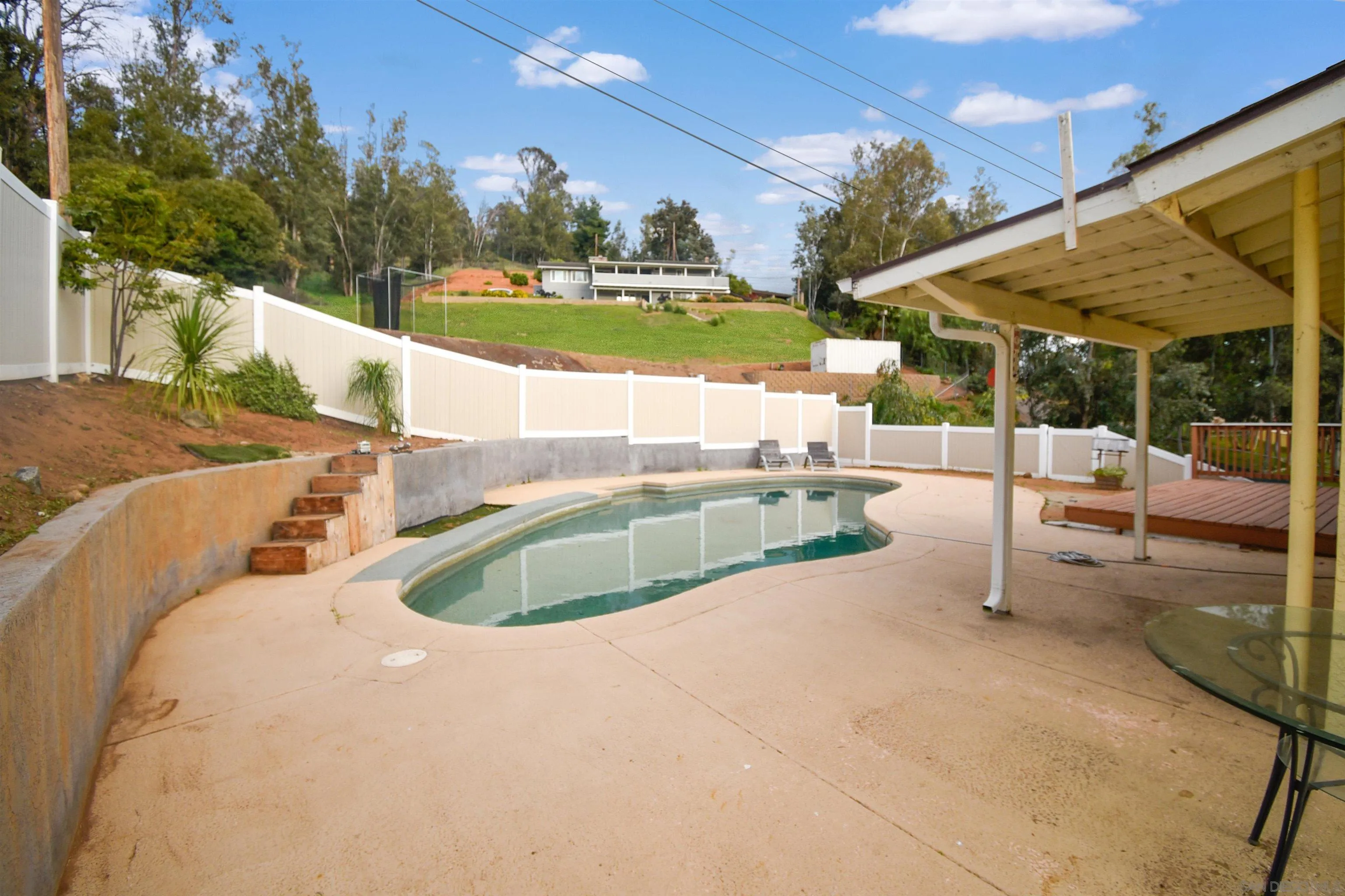 https://cdn.realtyfeed.com/cdn/127/250037393/c63a1e6ee788e0bf73b0844905196461.webp