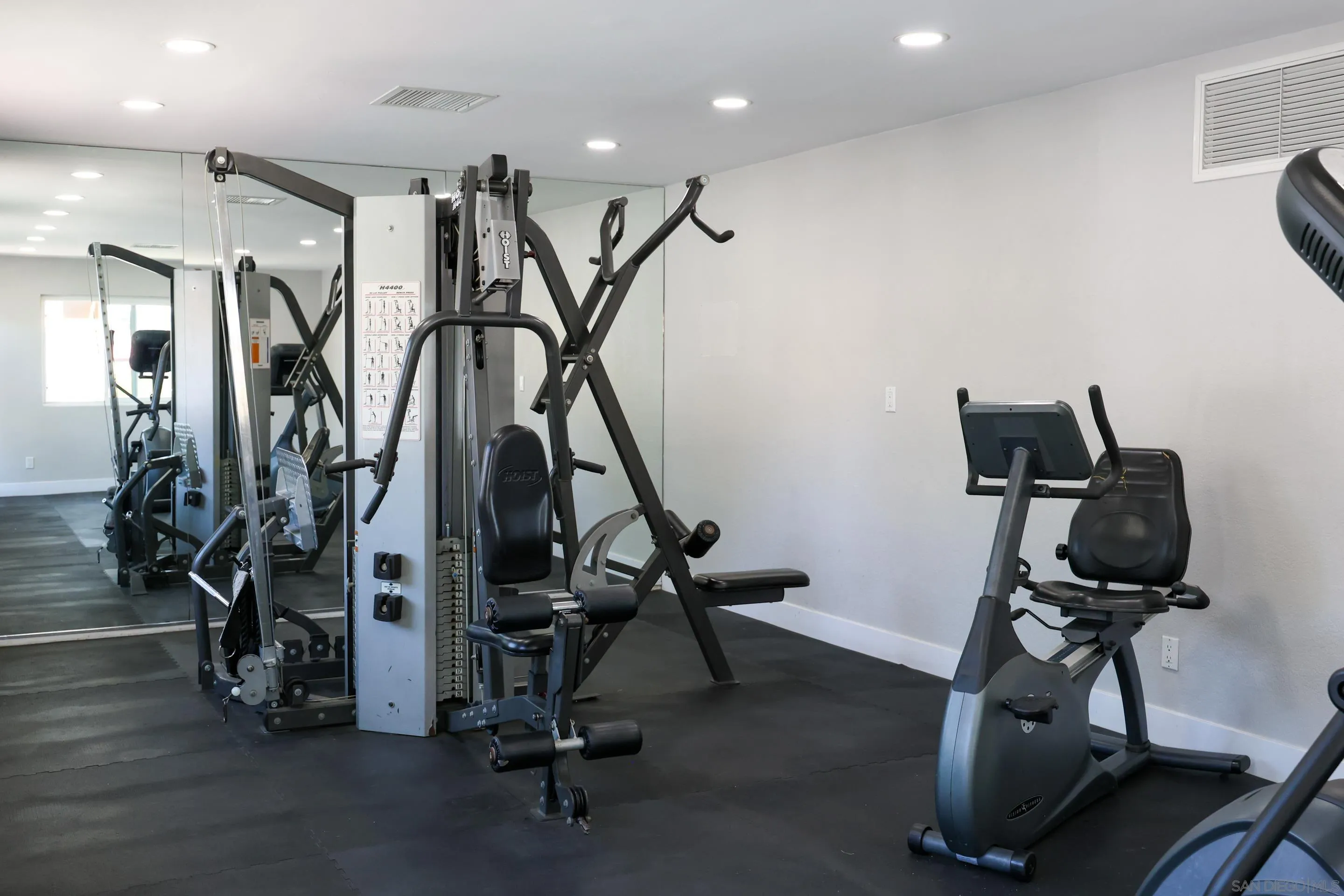 https://cdn.realtyfeed.com/cdn/127/250037394/9b1c84f8cab8e708401d2c6ab9b09b62.webp