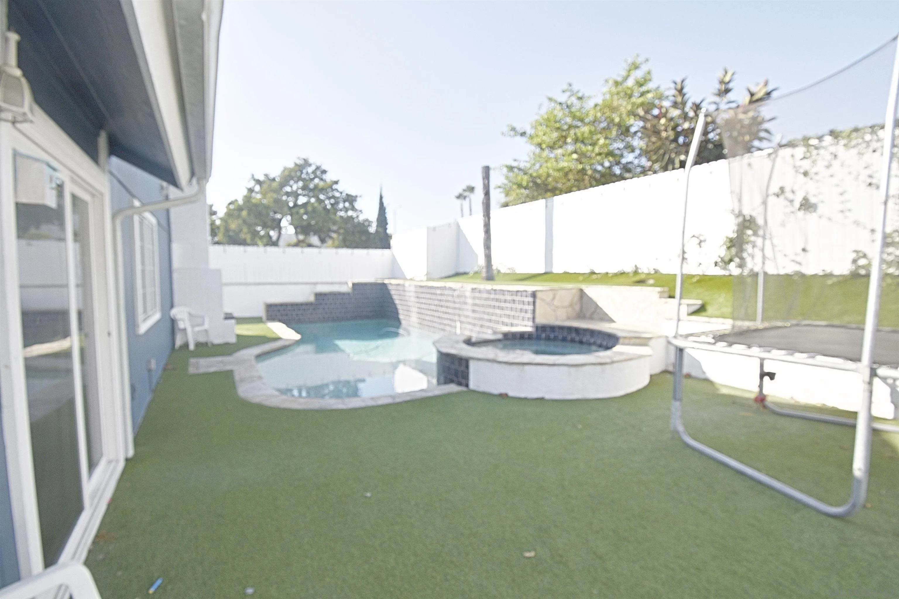 https://cdn.realtyfeed.com/cdn/127/250037395/0c5a5db138498e1dc527dea32f15f0ce.webp