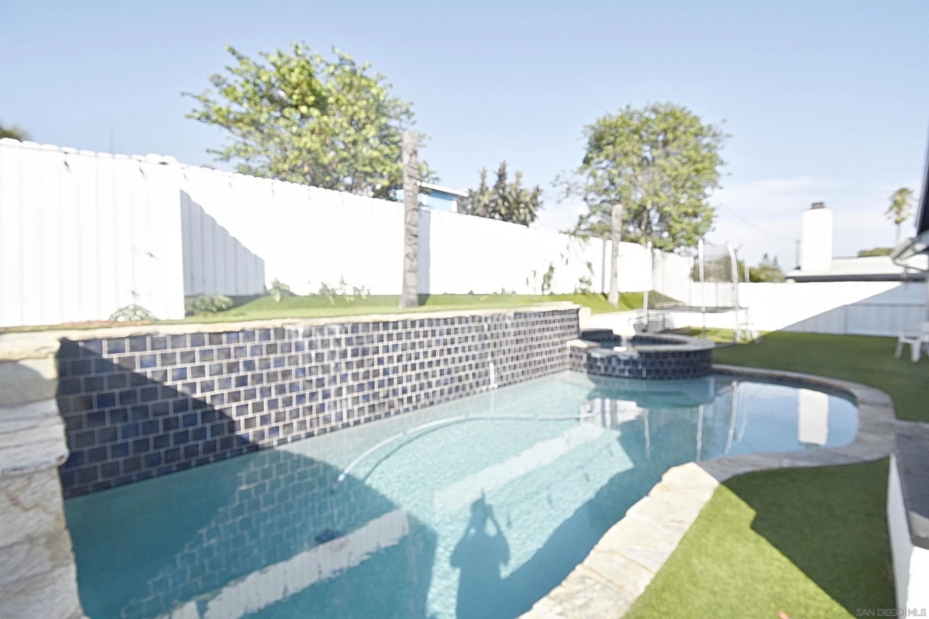 https://cdn.realtyfeed.com/cdn/127/250037395/0c8c4d264c882ef4bfc6a831d17dd57a.webp