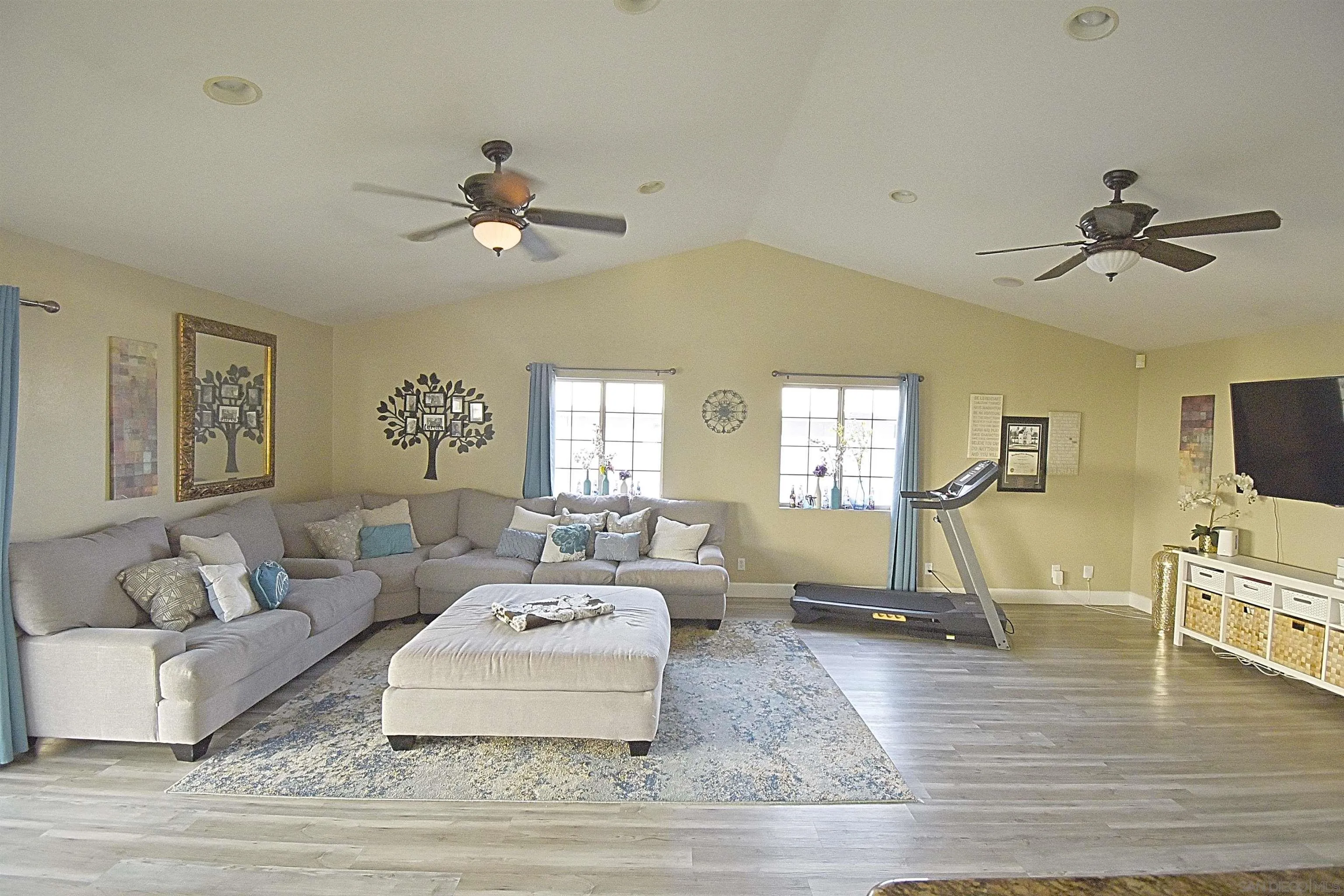 https://cdn.realtyfeed.com/cdn/127/250037395/a94ec5a2512291a5d1cb361a916d6b14.webp