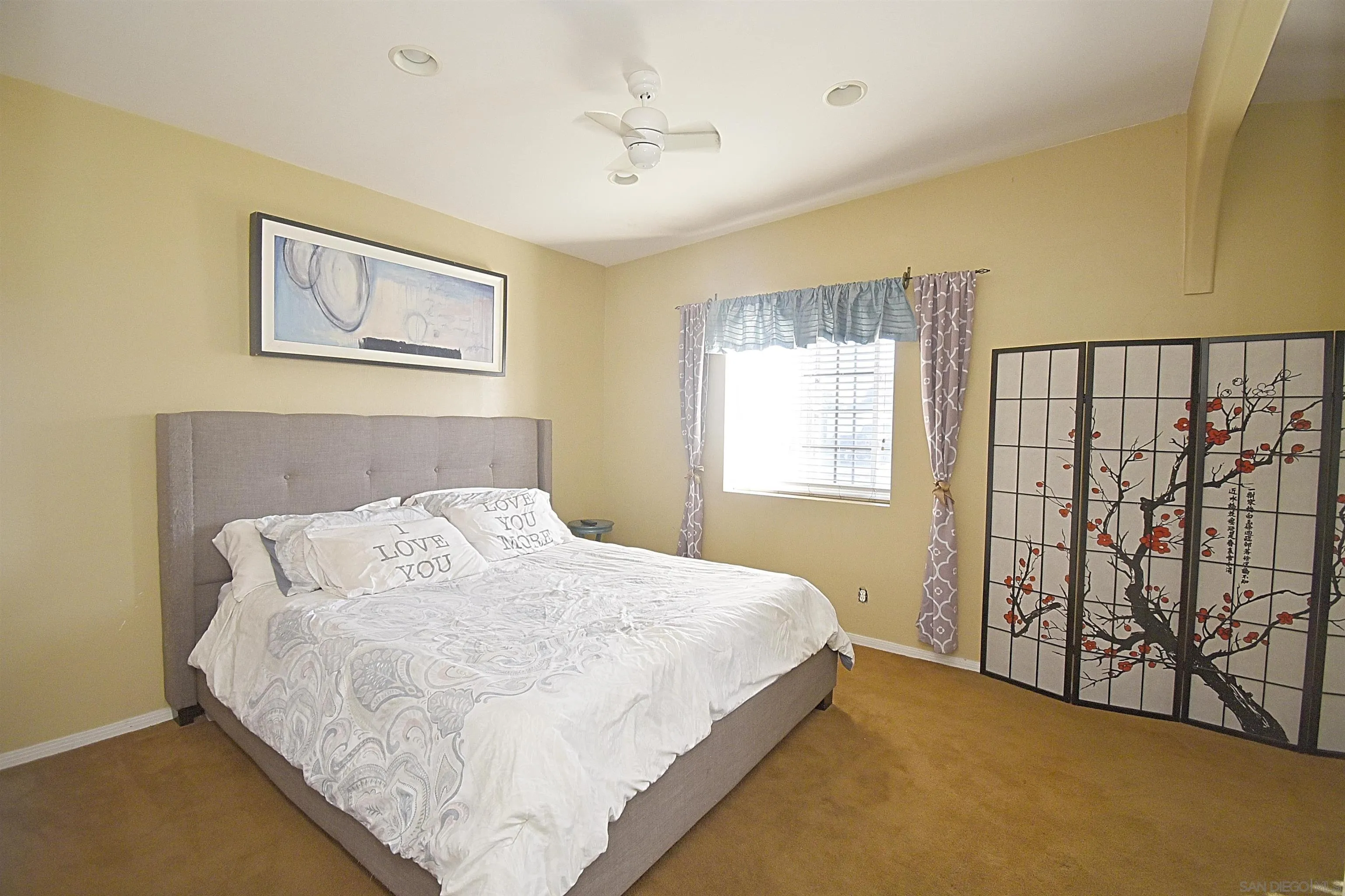 https://cdn.realtyfeed.com/cdn/127/250037395/be51a358647a2378e569c4a3242f3370.webp
