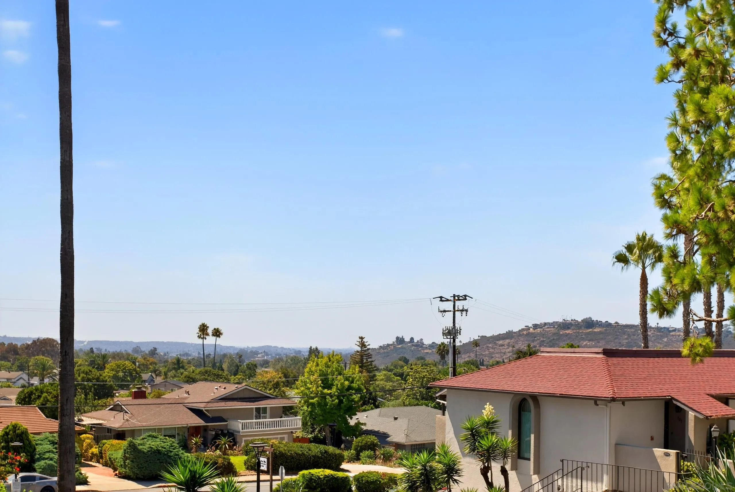 https://cdn.realtyfeed.com/cdn/127/250037400/7d9bcd1bc9345ec008a3e623dc35967c.webp