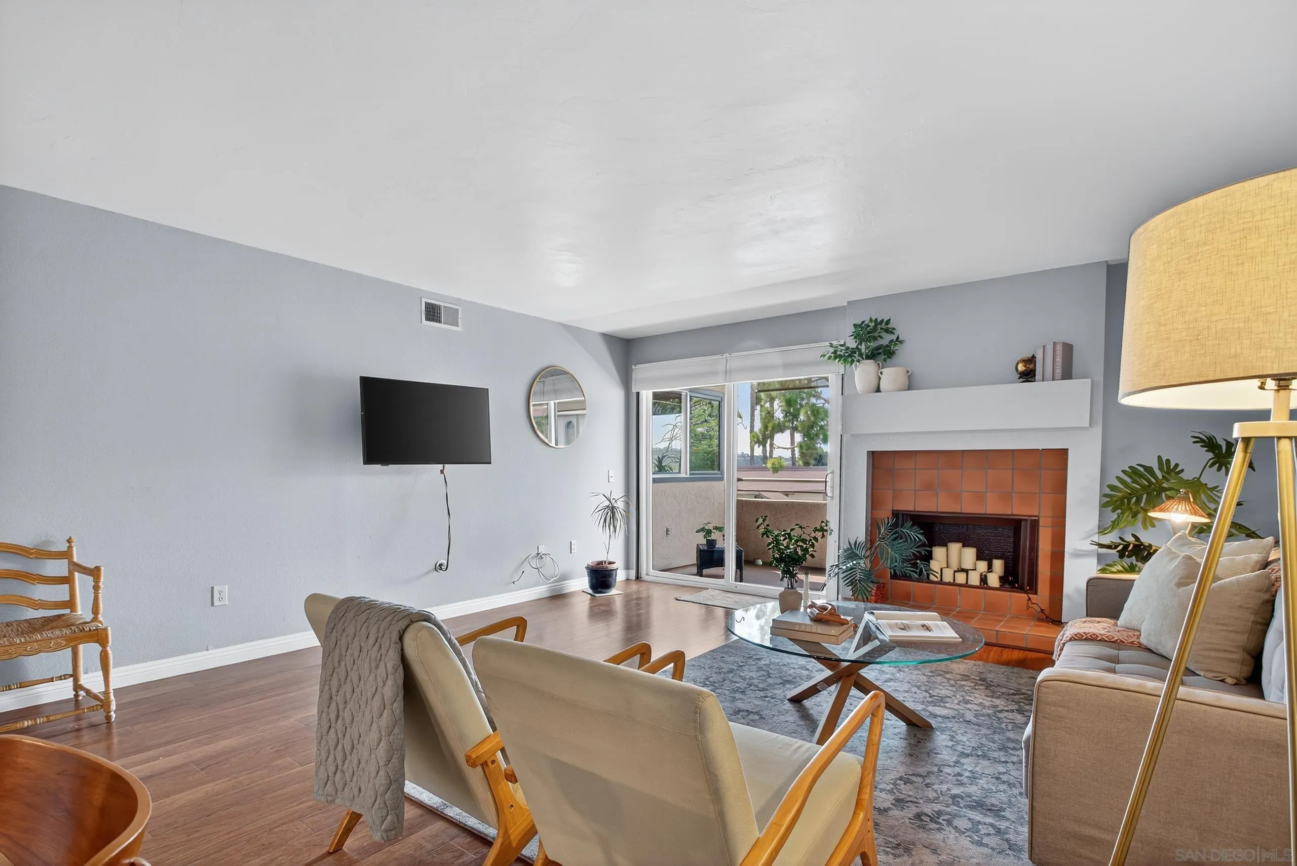 https://cdn.realtyfeed.com/cdn/127/250037400/8145f5d63e831a999bfadb3461c043d1.webp
