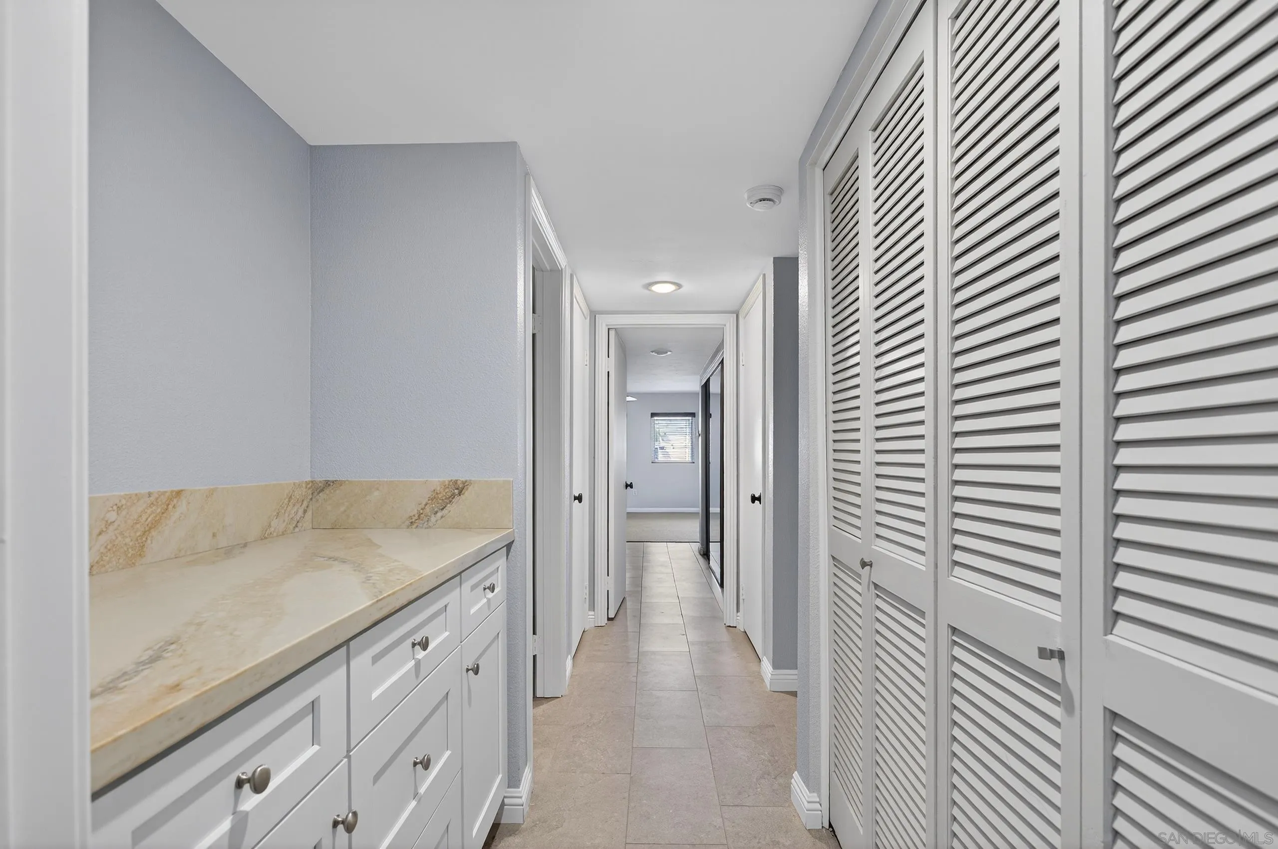 https://cdn.realtyfeed.com/cdn/127/250037400/8900a5e4b1a83f1e8dbce17668c810bf.webp