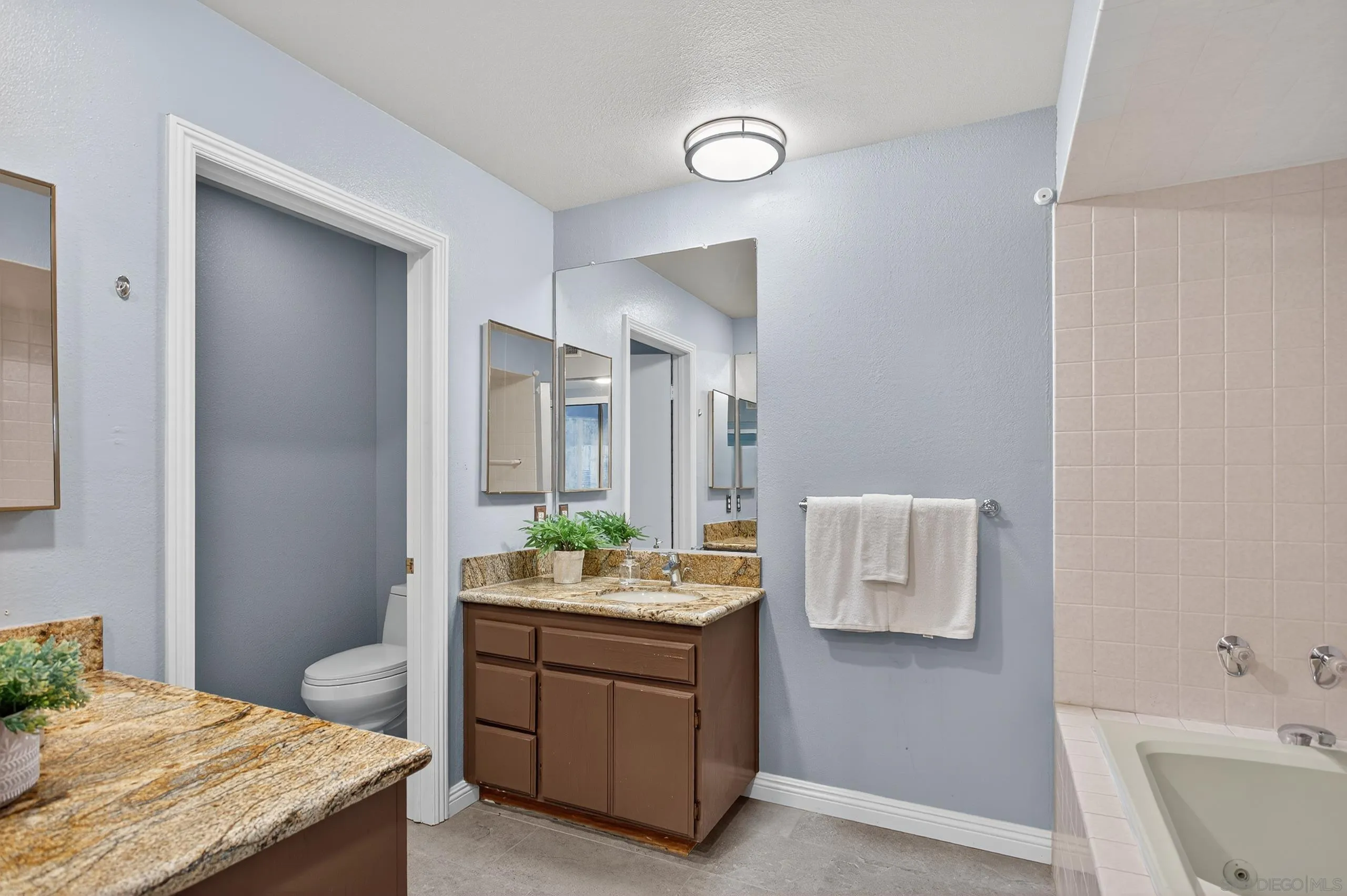 https://cdn.realtyfeed.com/cdn/127/250037400/a197af0ccc0f38da25b010e6a6ab9d59.webp