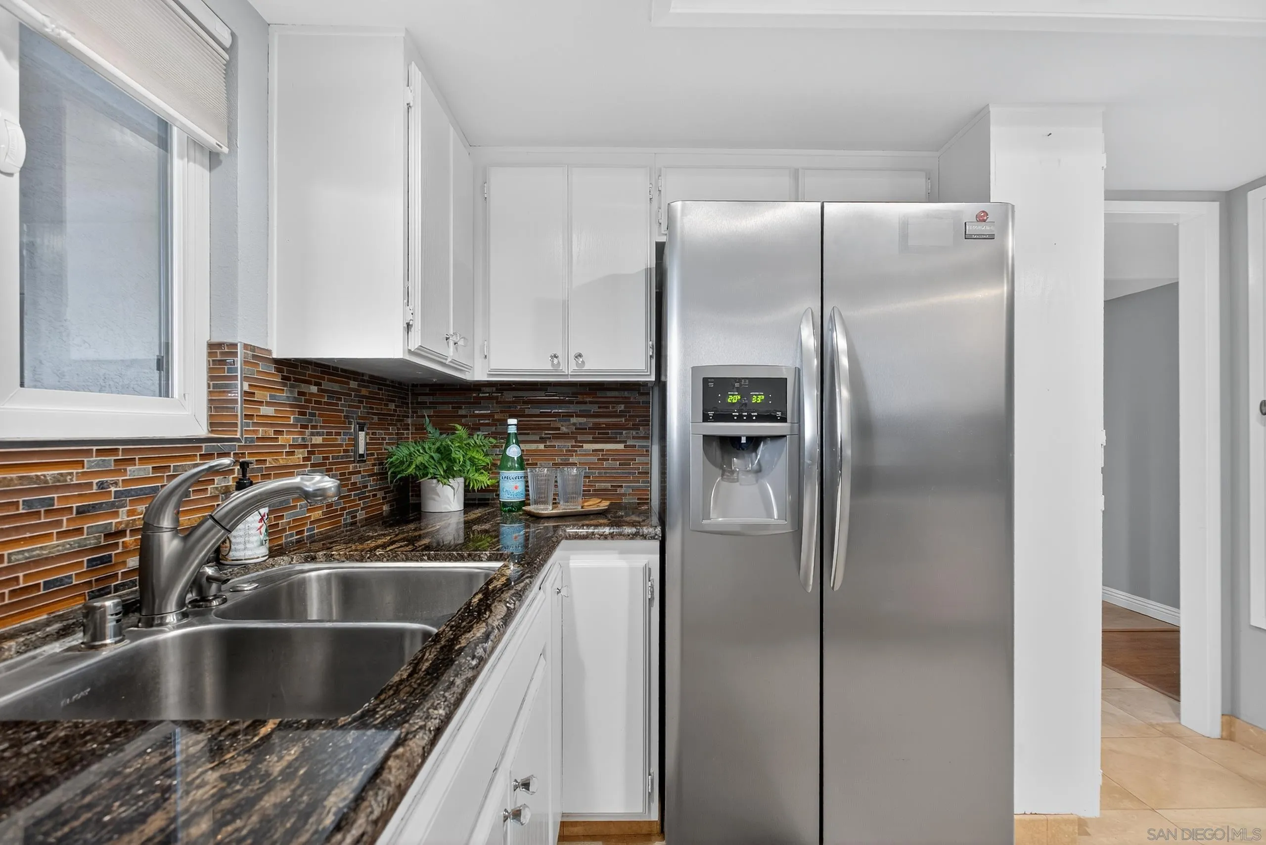 https://cdn.realtyfeed.com/cdn/127/250037400/bdc2b92e5bccc3b5ea3a3aa3af494a2a.webp