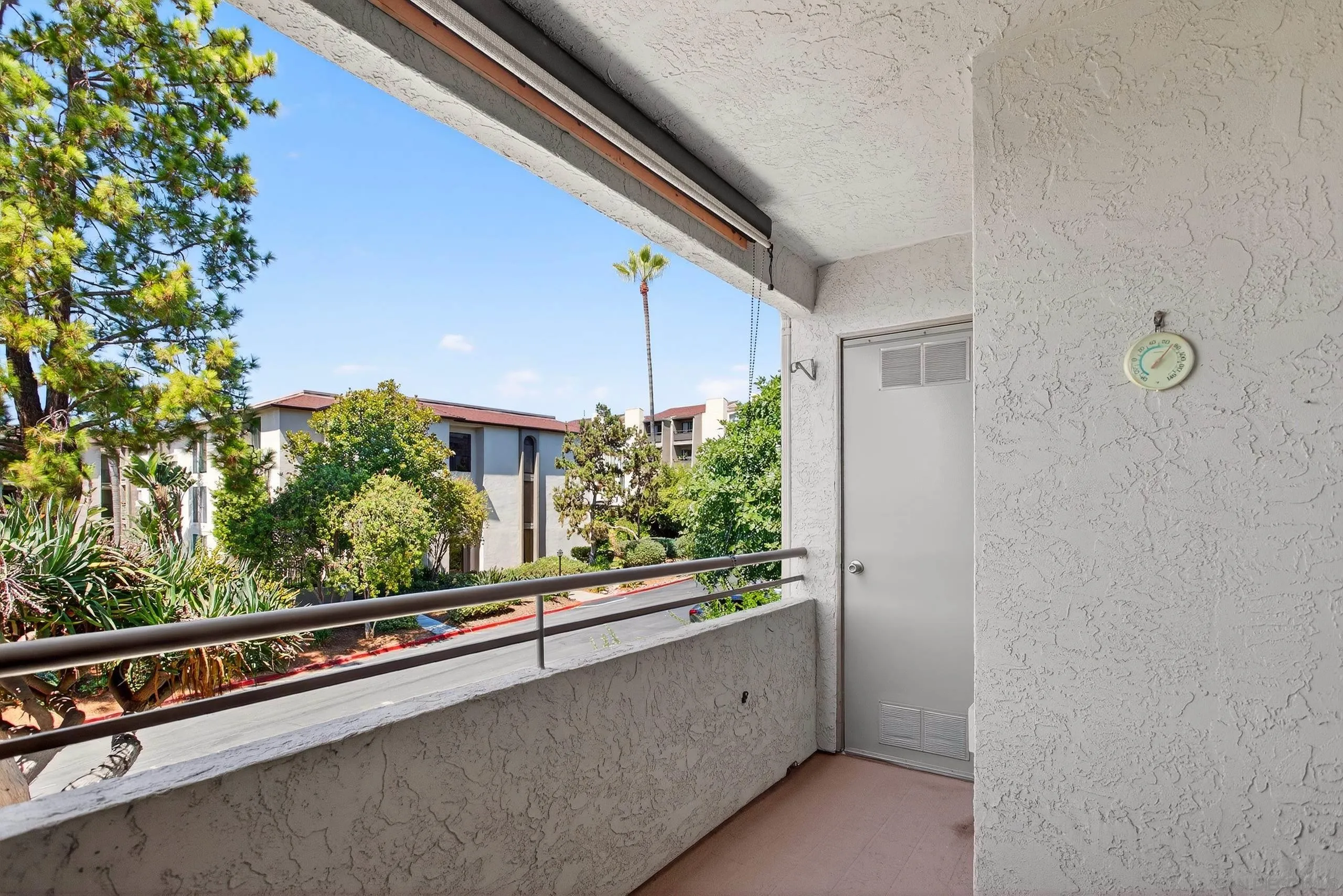 https://cdn.realtyfeed.com/cdn/127/250037400/e3d54bebddd04a745beb311064843ce5.webp