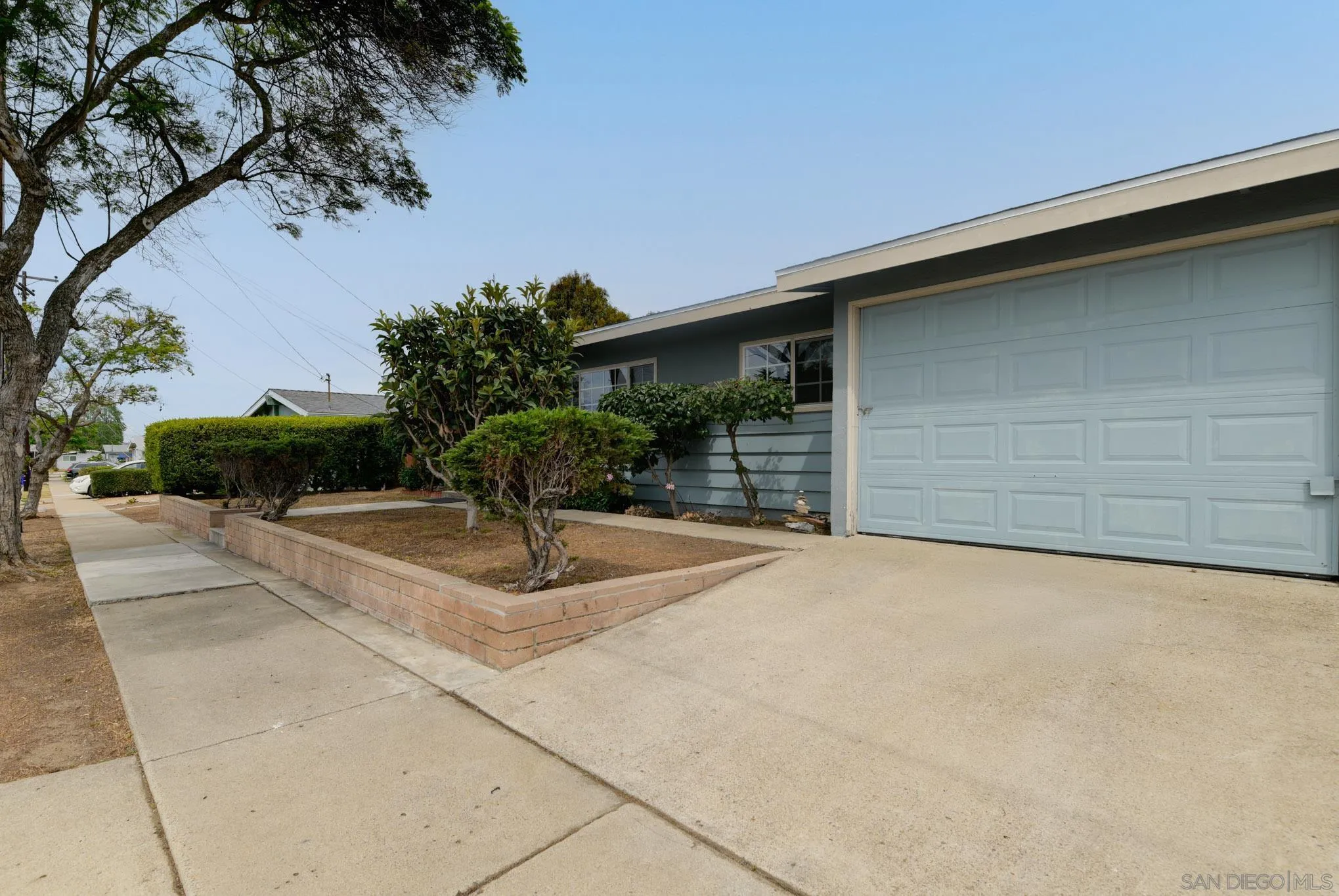 https://cdn.realtyfeed.com/cdn/127/250037405/3bfffe3f4d6448431b60990b05faea8f.webp