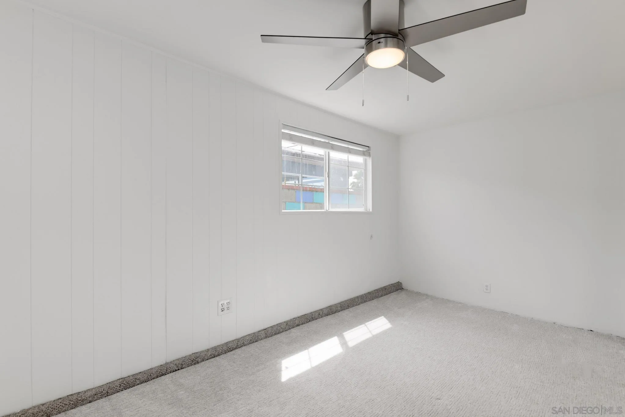 https://cdn.realtyfeed.com/cdn/127/250037405/52b21fefc328b265f390f288a33d6bef.webp
