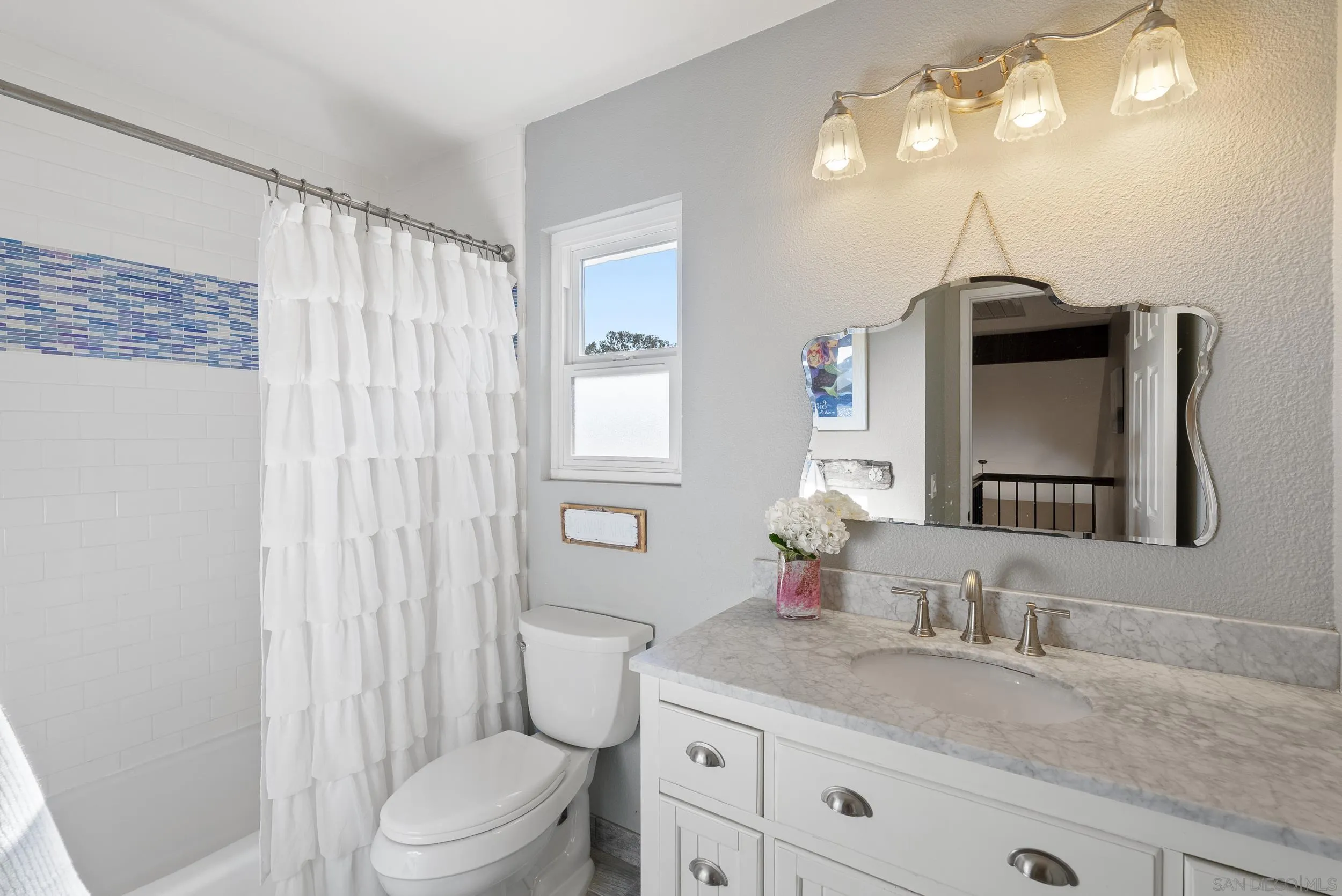 https://cdn.realtyfeed.com/cdn/127/250037406/1ab9c20f733b097456da23a3ff04a89d.webp