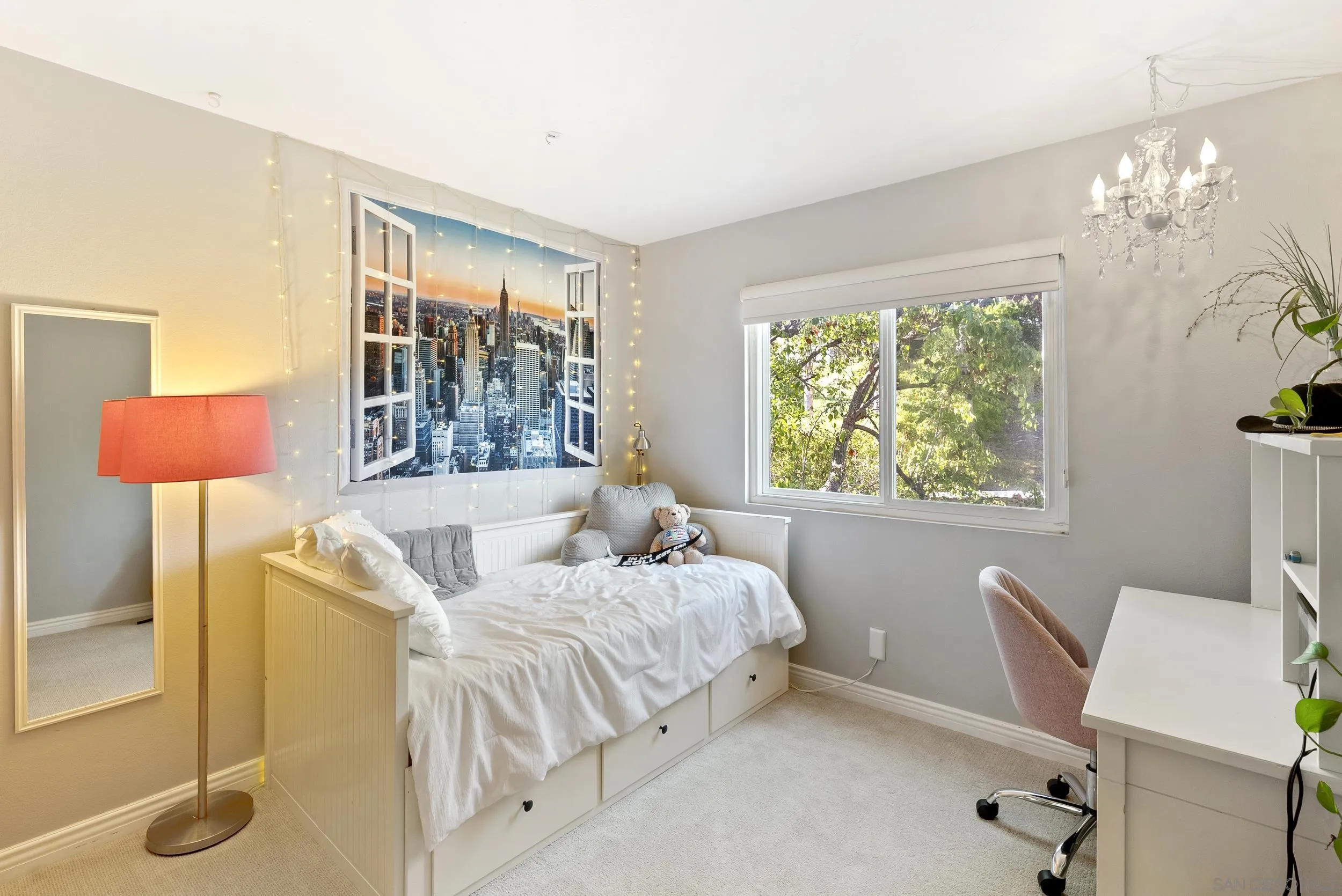 https://cdn.realtyfeed.com/cdn/127/250037406/3ff586165669e723b2c1b43bb20fb890.webp